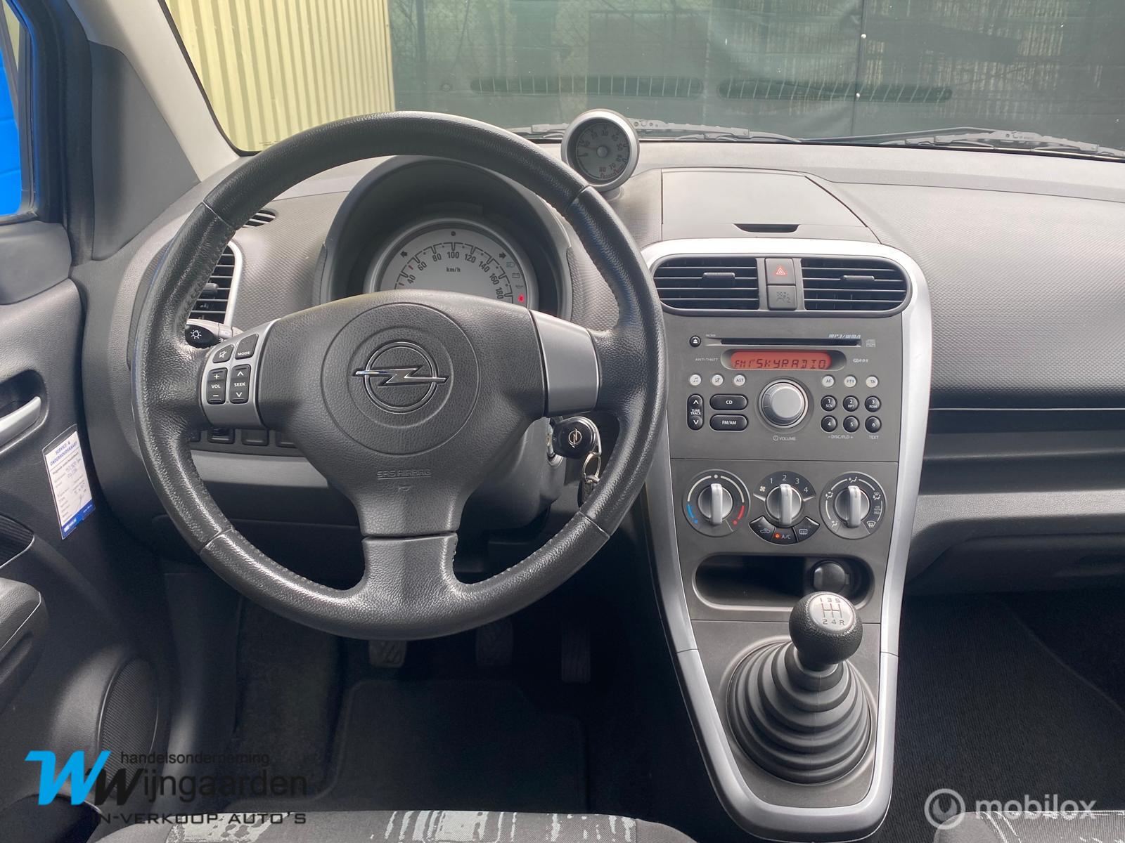 Foto van Opel Agila