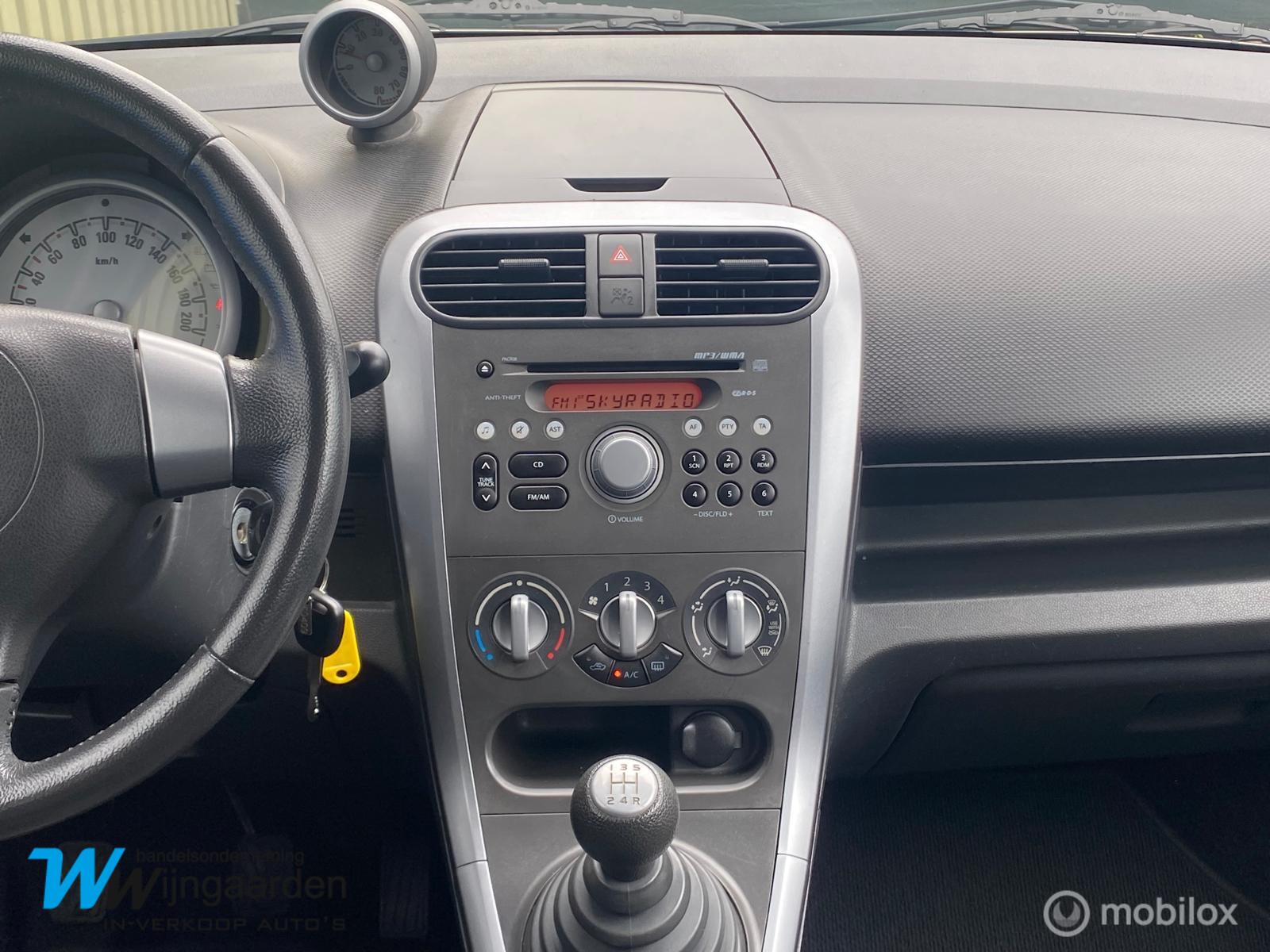 Foto van Opel Agila