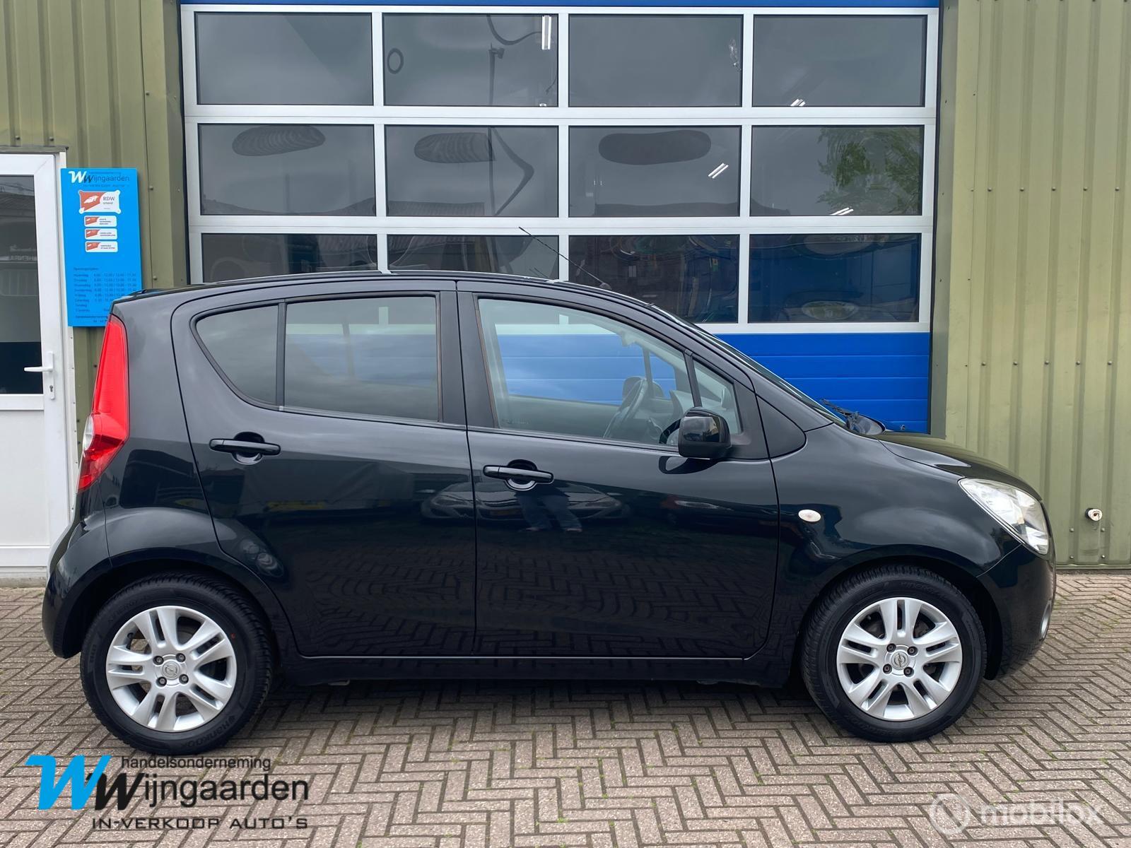 Foto van Opel Agila