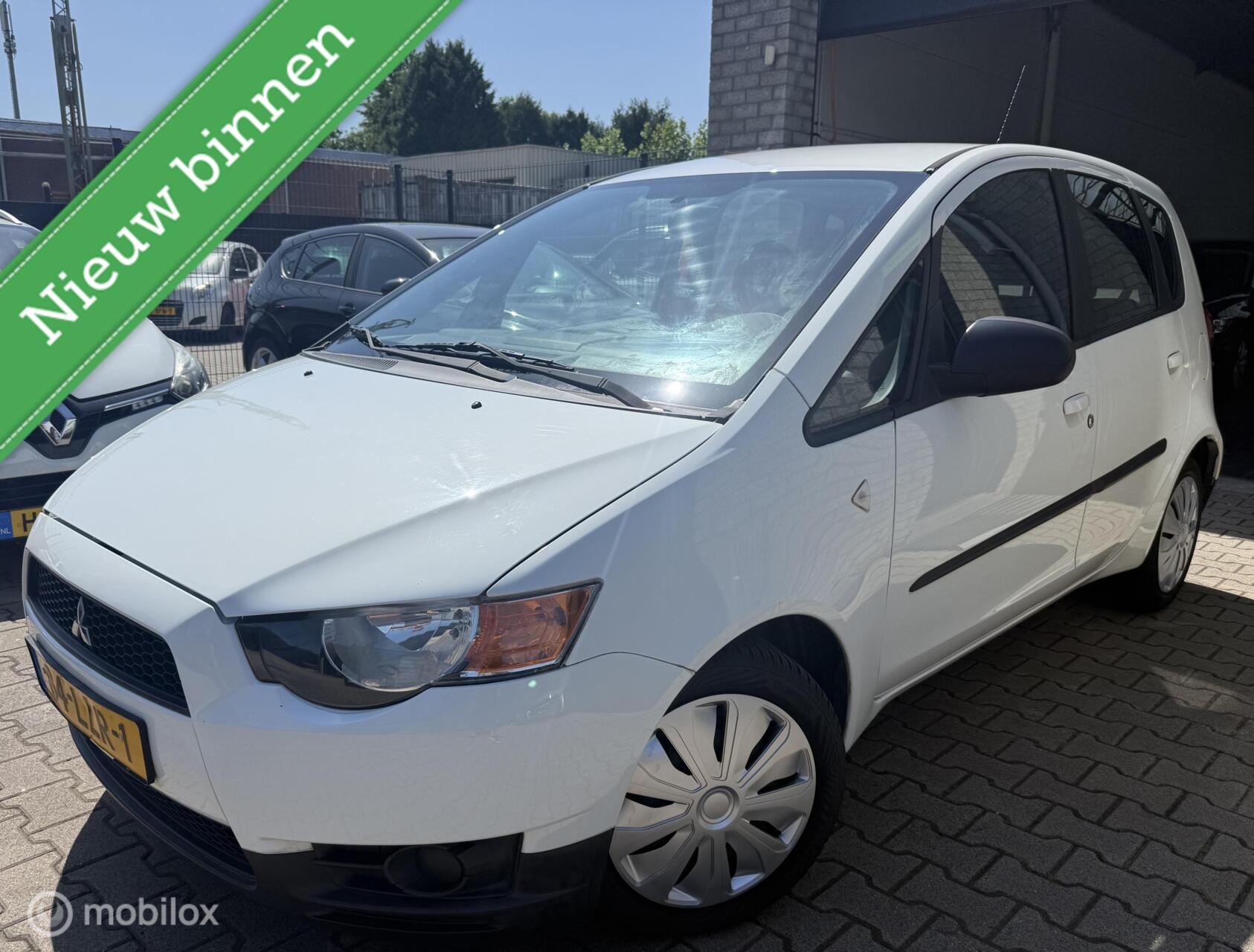Mitsubishi Mitsubishi Colt 1.1 Edition One / 5DRS / Airco / N.A.P 2010 - voorkant