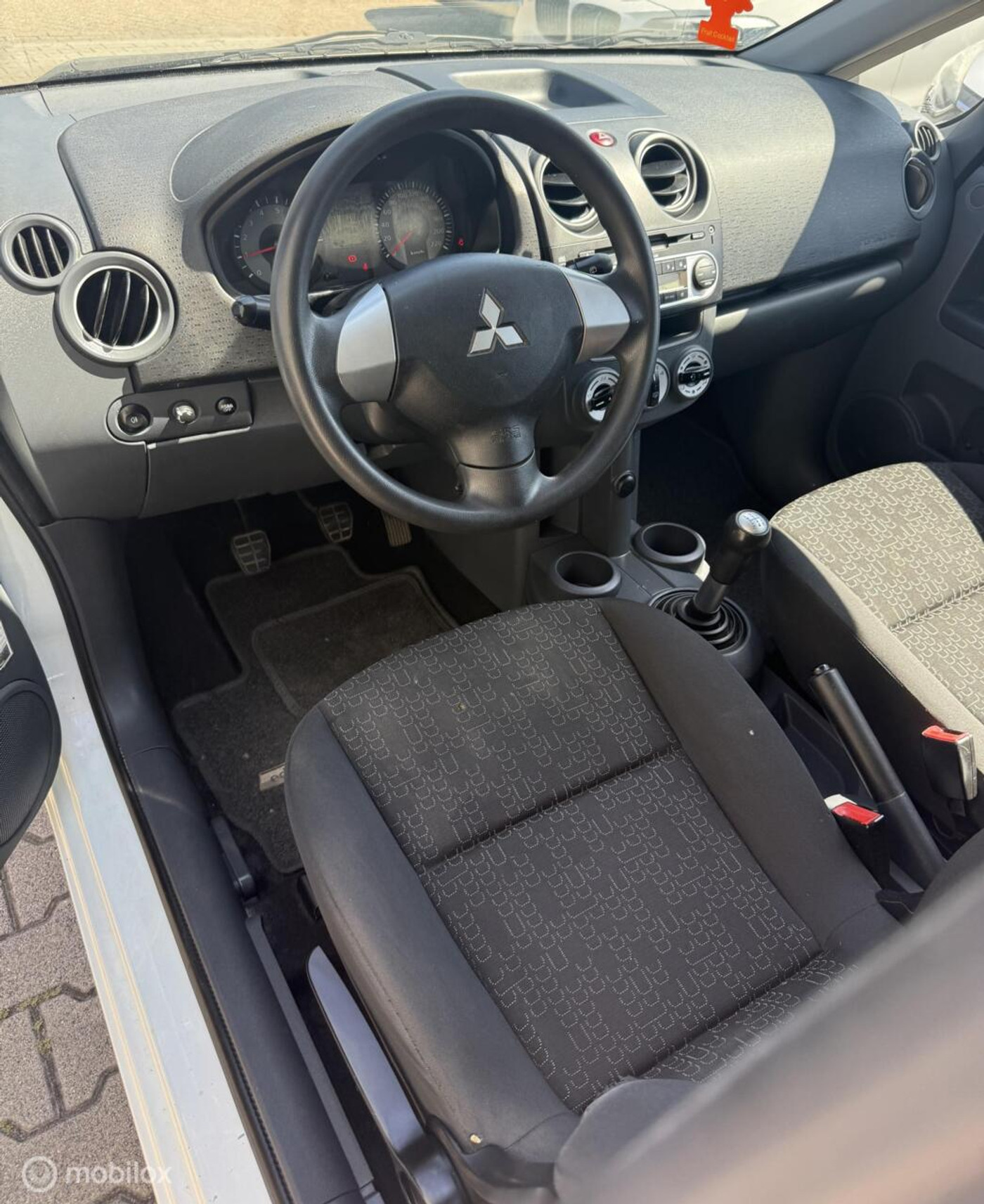 Foto van Mitsubishi Mitsubishi Colt