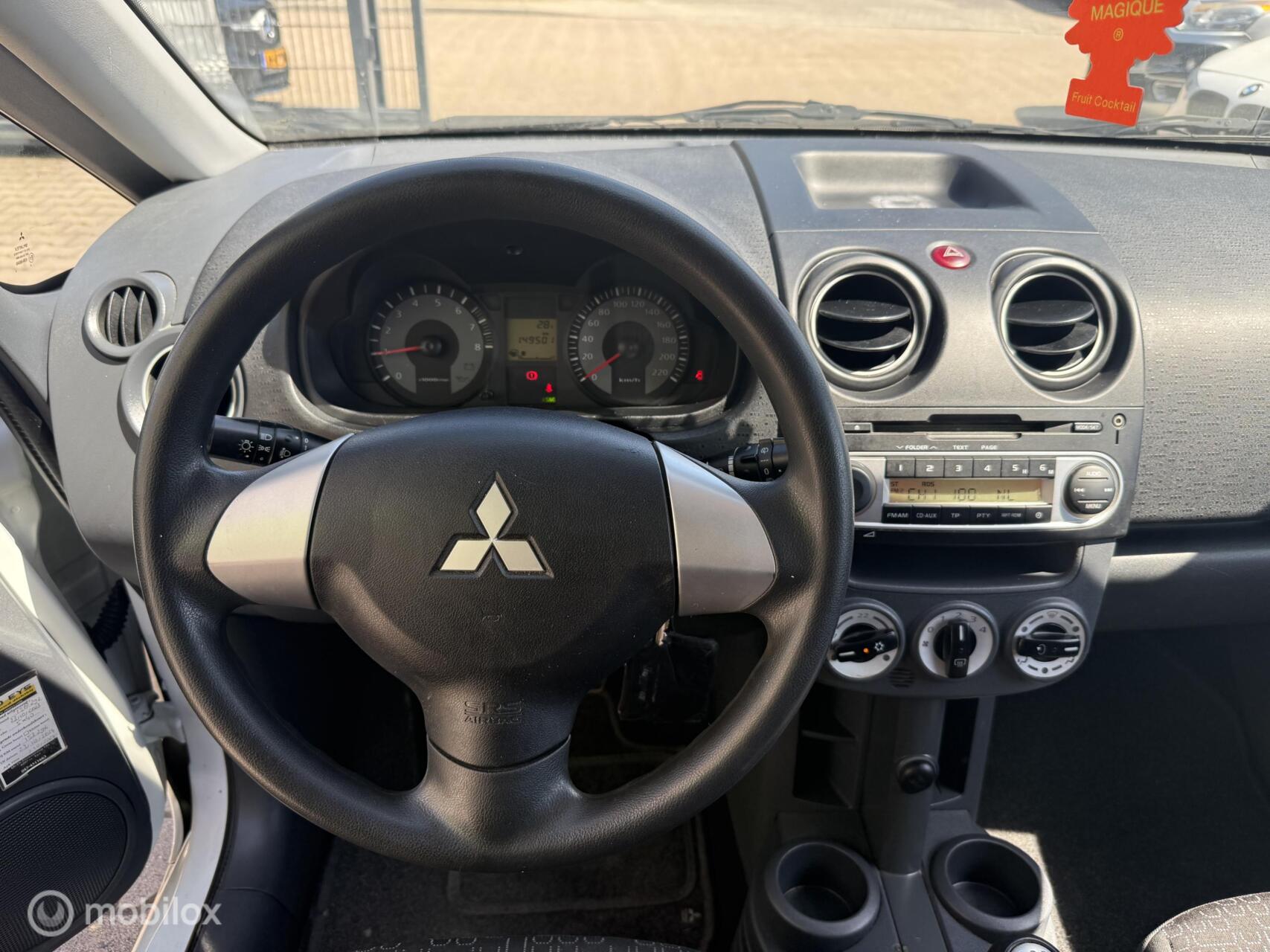 Foto van Mitsubishi Mitsubishi Colt