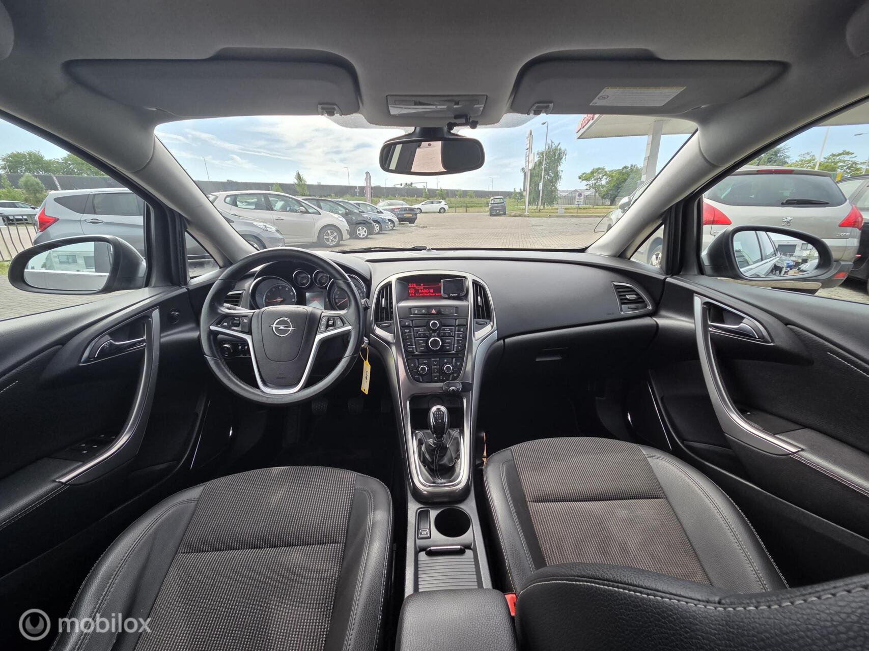 Foto van Opel Astra Sports Tourer