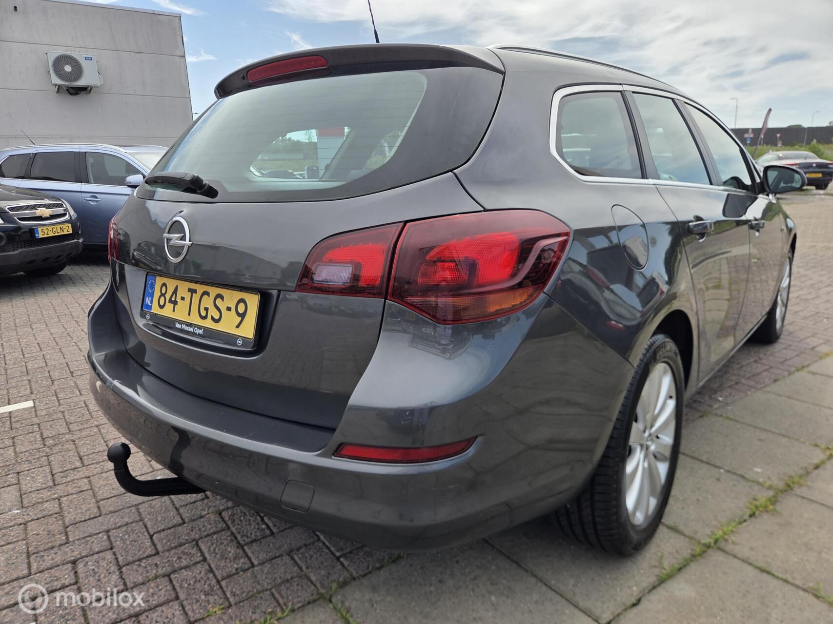 Foto van Opel Astra Sports Tourer