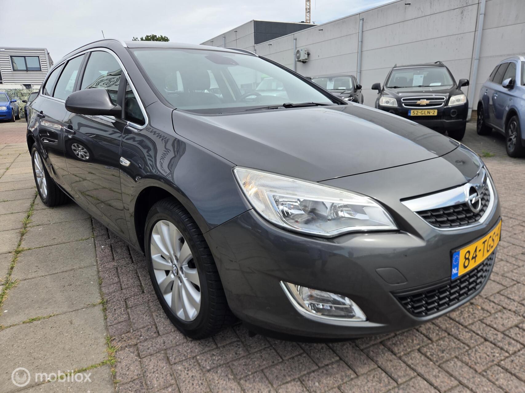 Foto van Opel Astra Sports Tourer