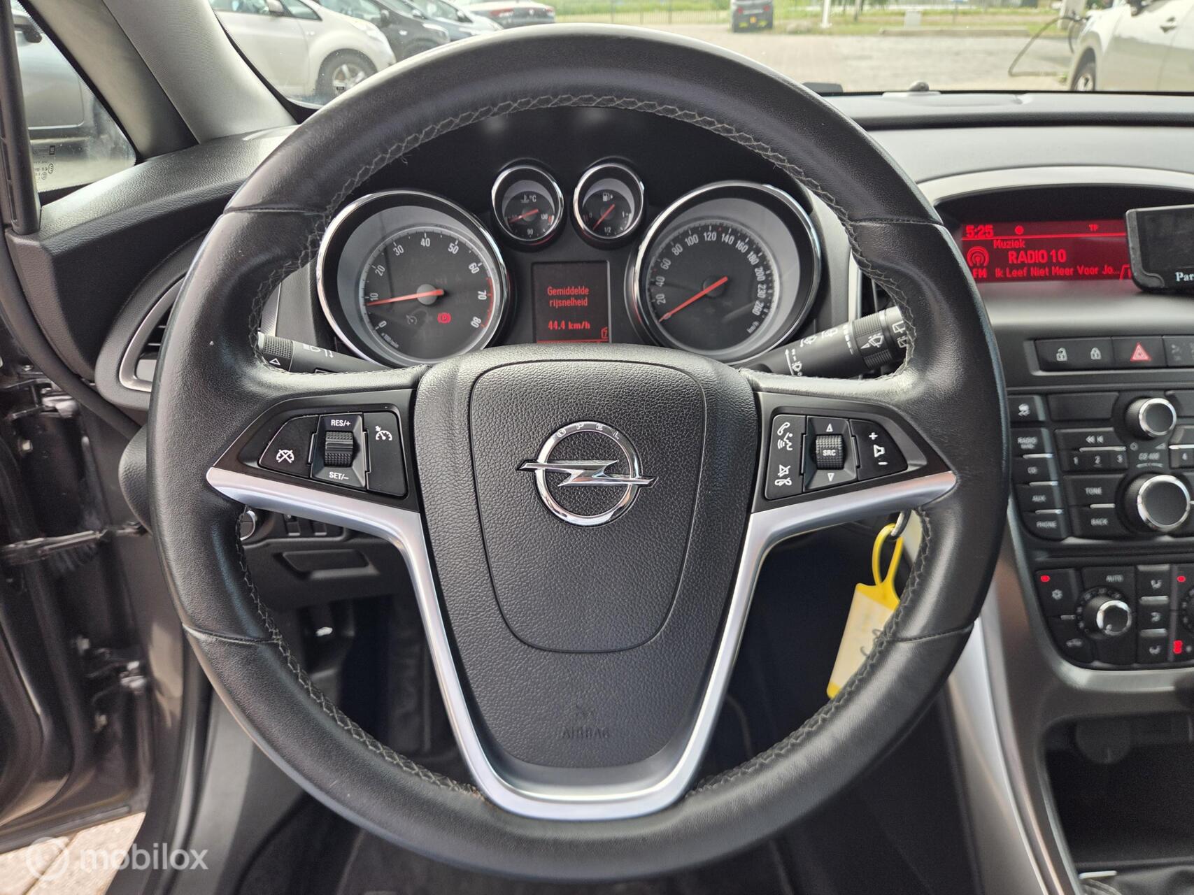 Foto van Opel Astra Sports Tourer