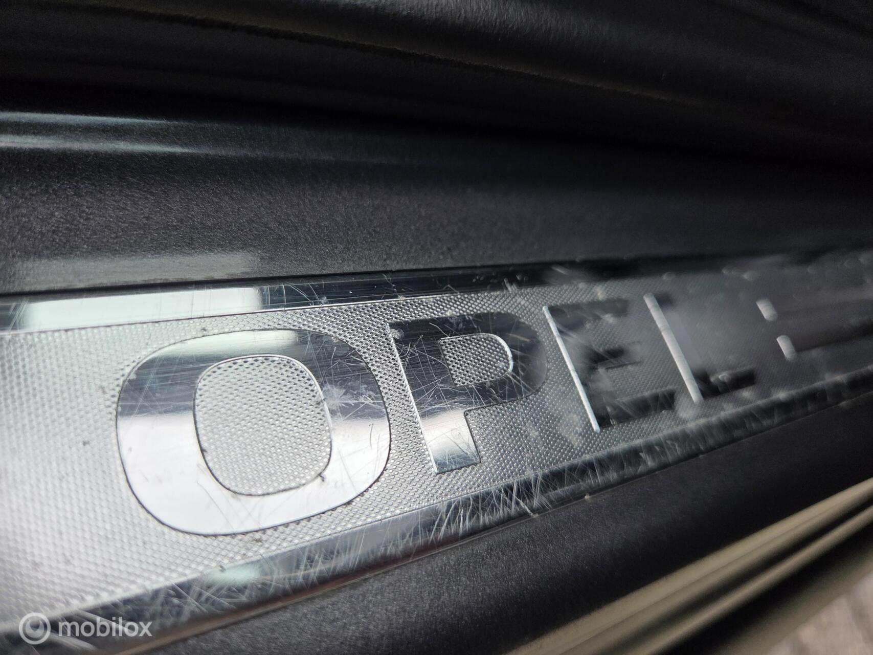 Foto van Opel Astra Sports Tourer