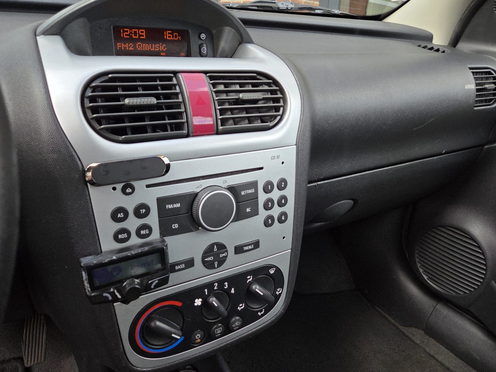 Foto van Opel Corsa-c
