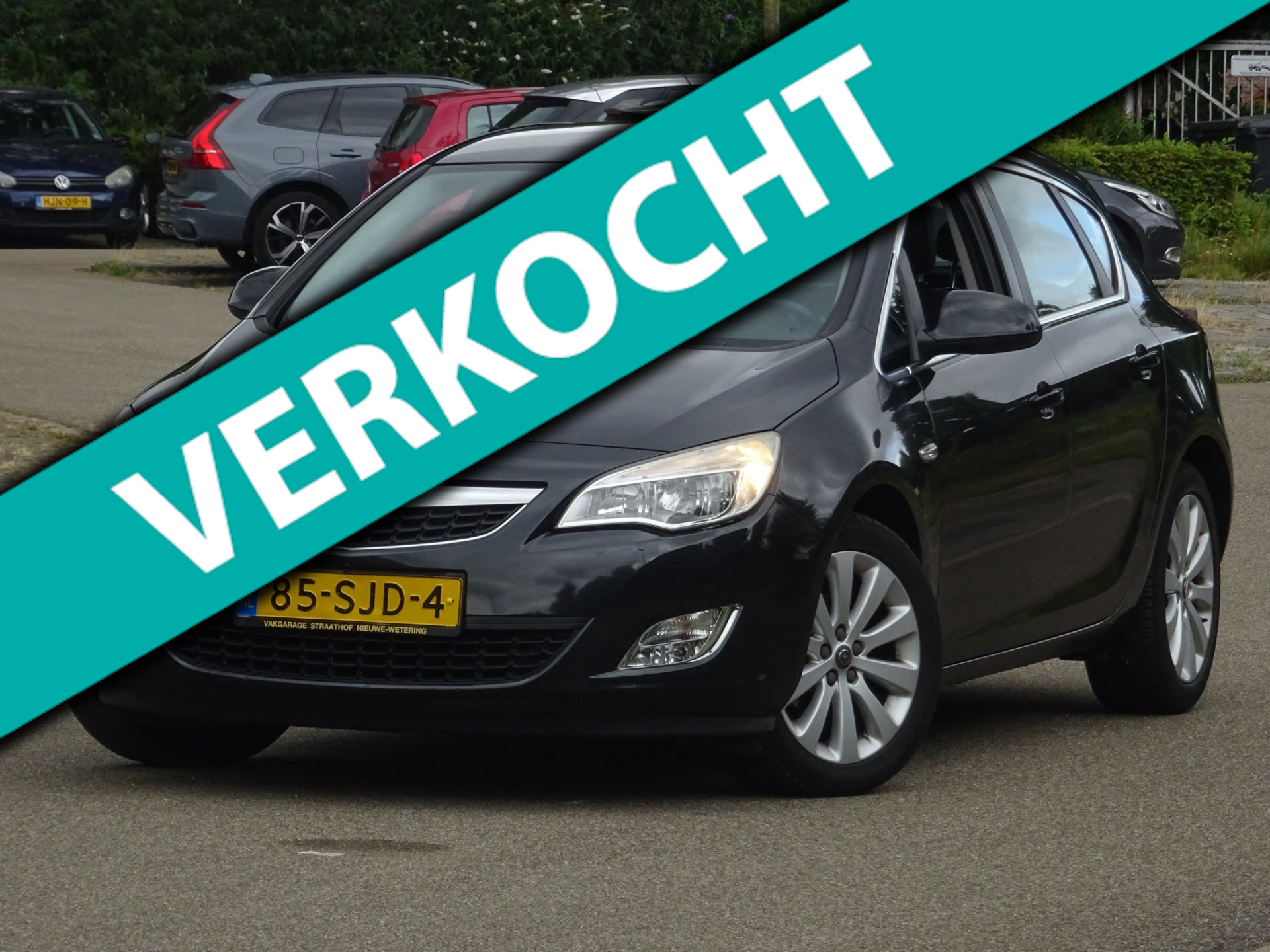 Opel Astra 1.4 Turbo Cosmo BJ2011 NAP/AIRCO/NAVI/CRUISE/APKA 2011 - voorkant