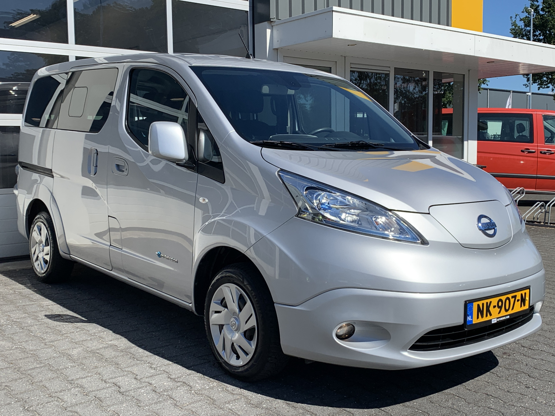 Nissan Nissan E-nv200 80KW 24 kWh Evalia 7-persoons 2017 - voorkant