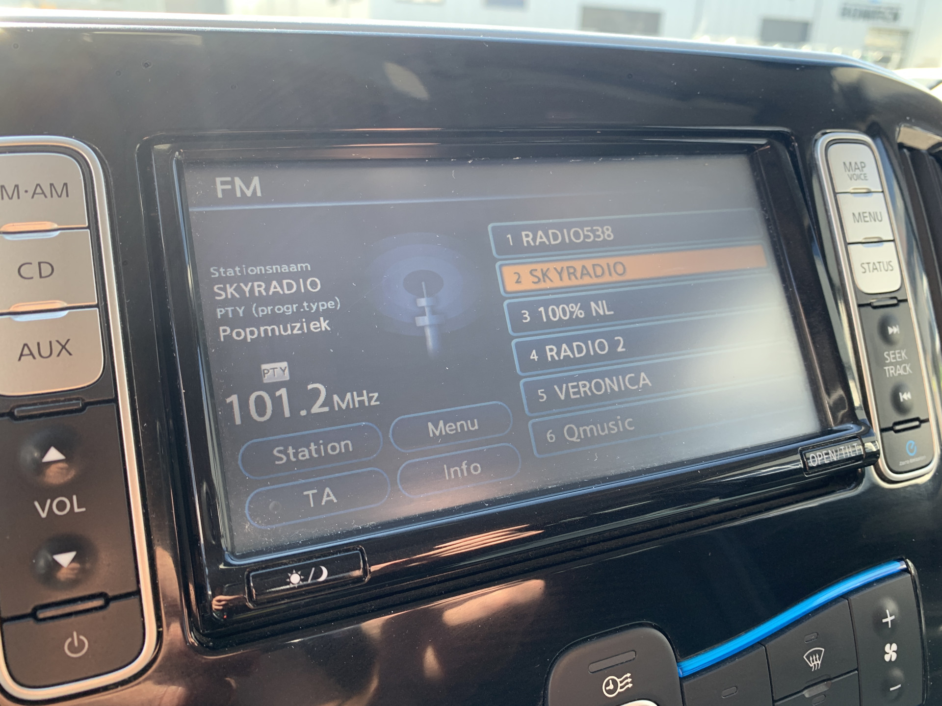 Foto van Nissan Nissan E-nv200