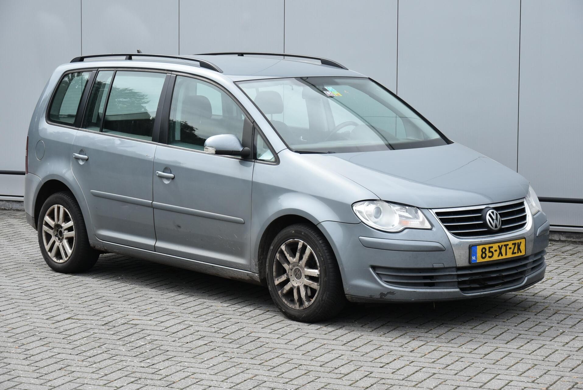 Volkswagen Touran 1.4 TSI Comfortline  Automaat GEEN APK 2007 - voorkant