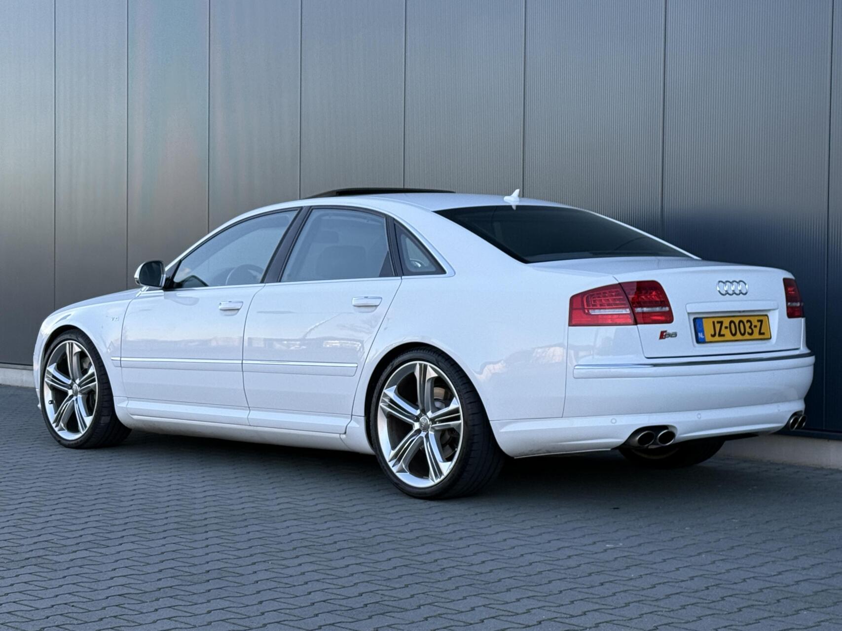 Foto van Audi Audi S8