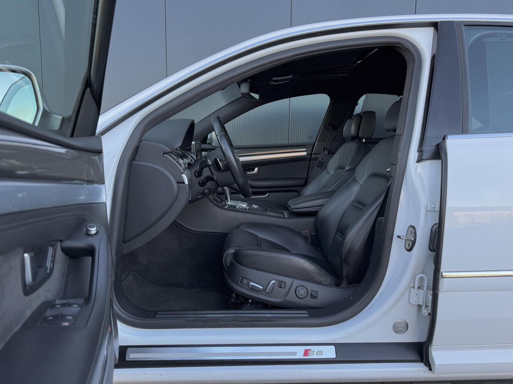 Foto van Audi Audi S8