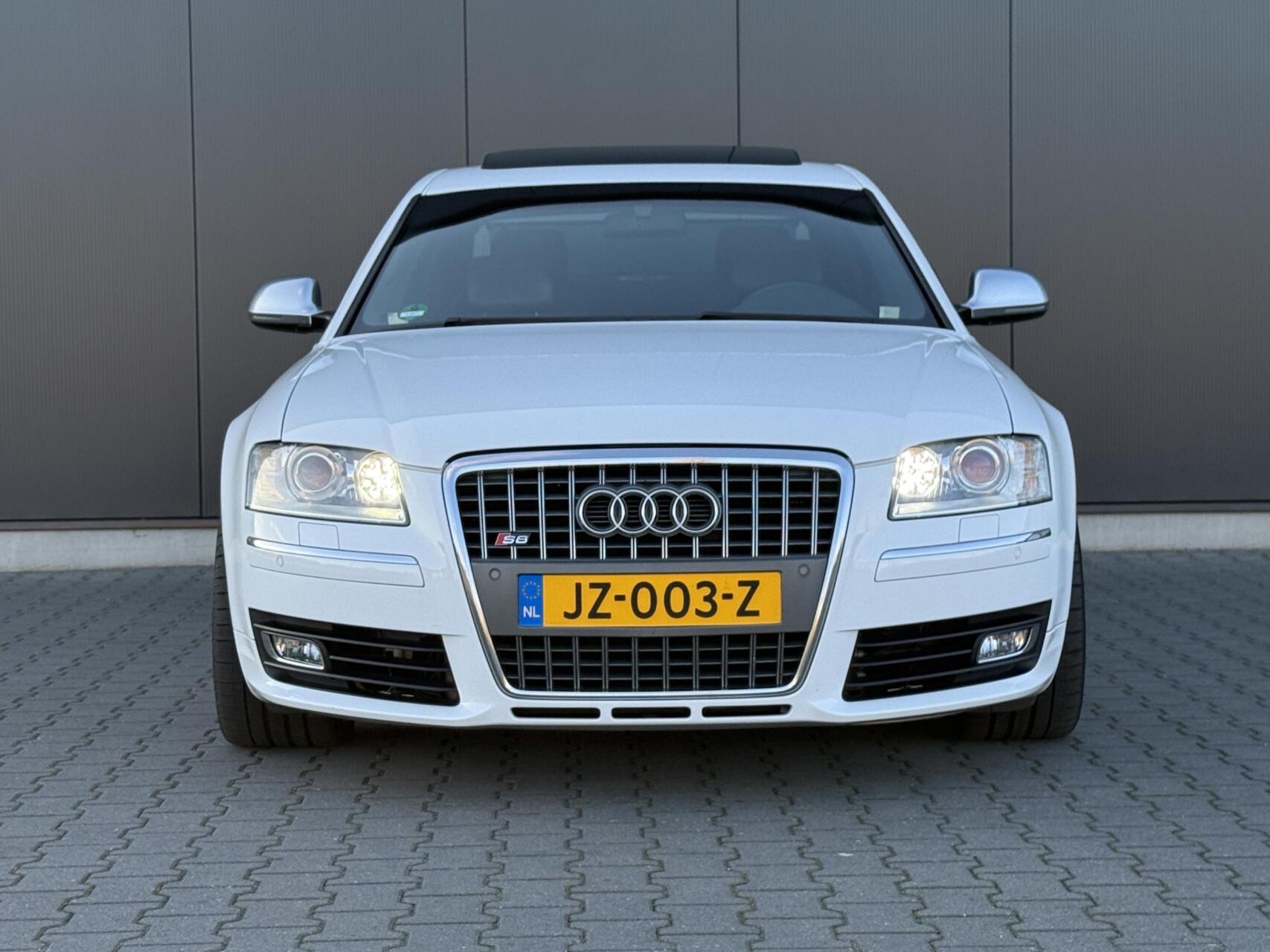 Foto van Audi Audi S8