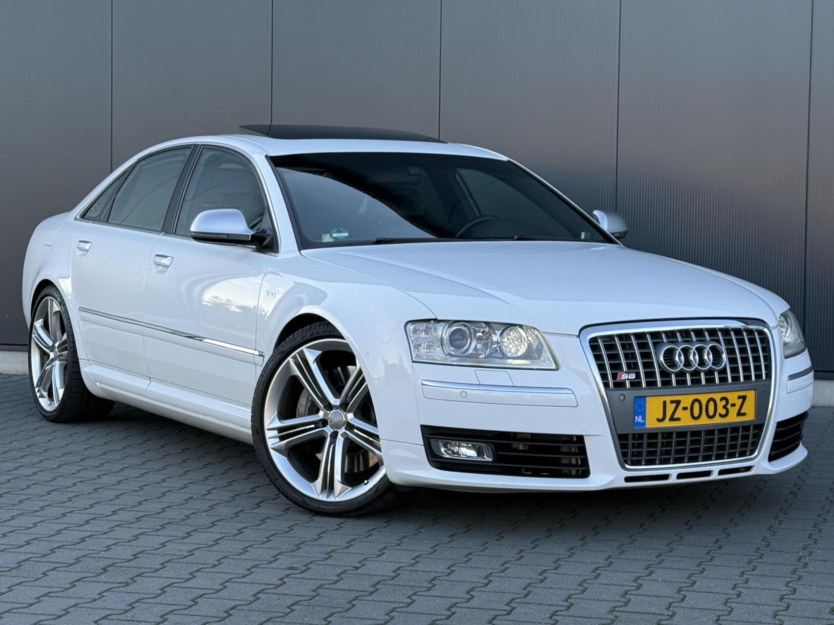 Foto van Audi Audi S8