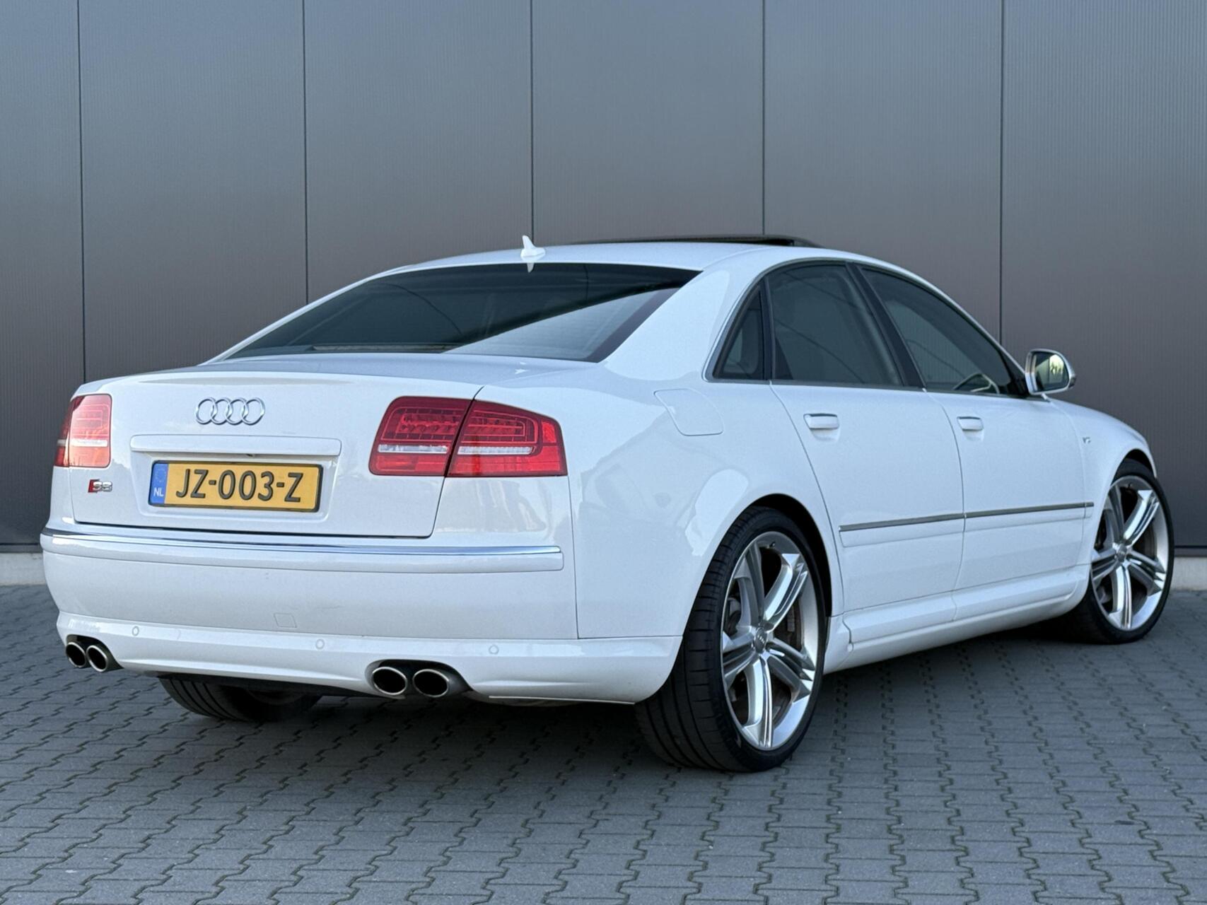 Foto van Audi Audi S8