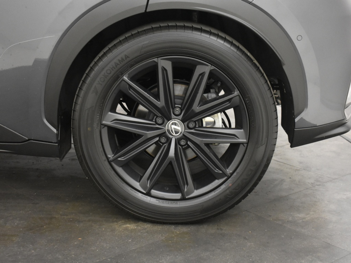 Foto van Lexus Lexus LBX