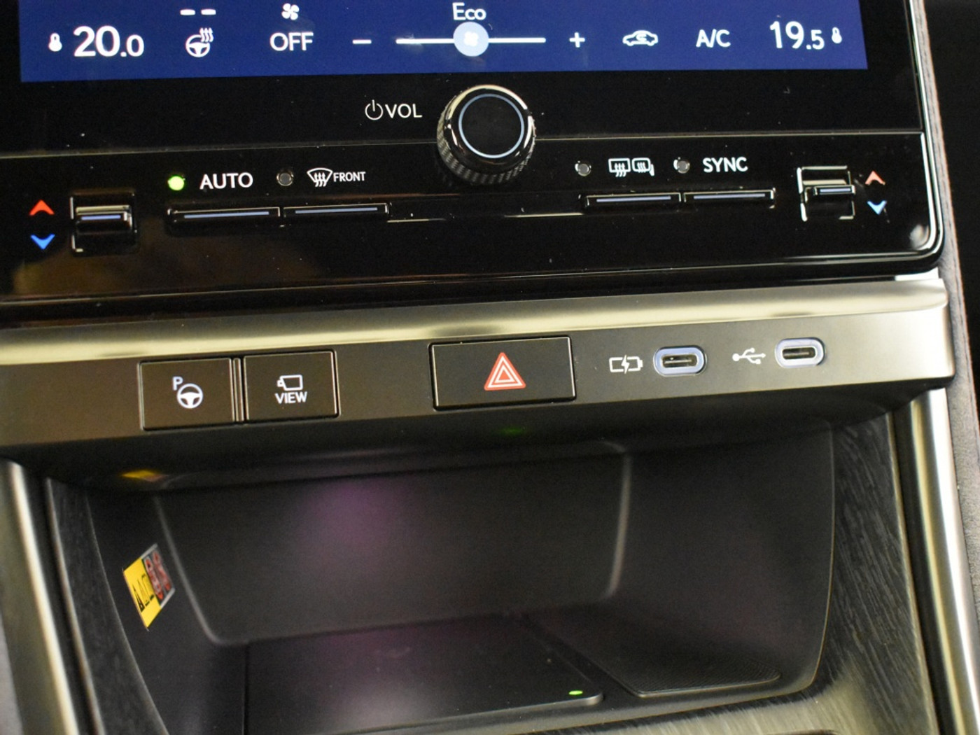 Foto van Lexus Lexus LBX