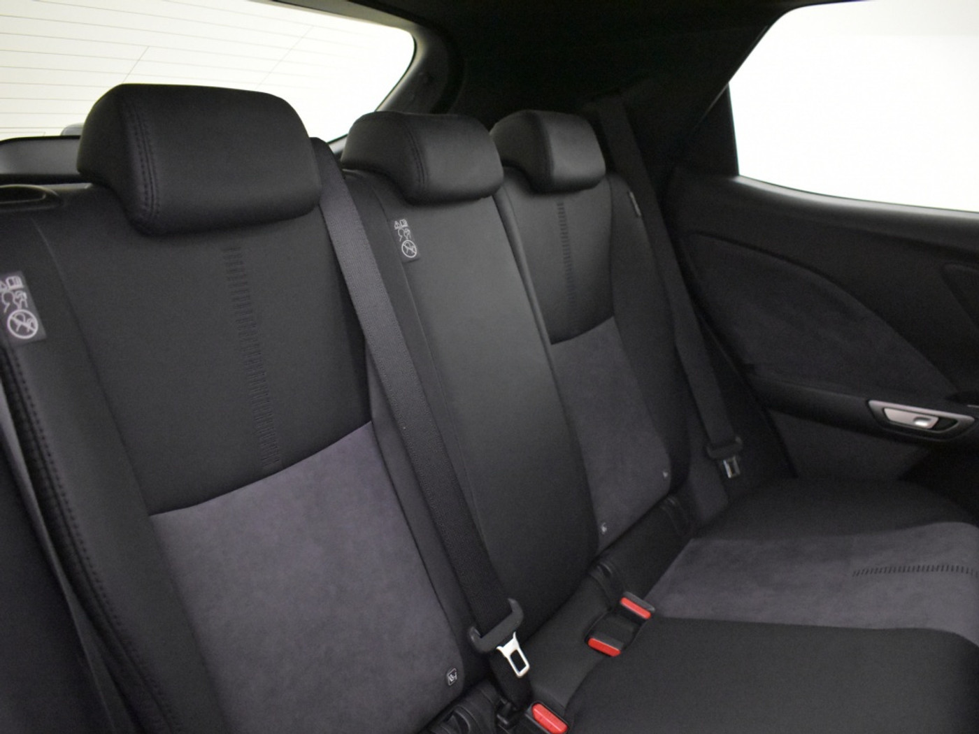 Foto van Lexus Lexus LBX
