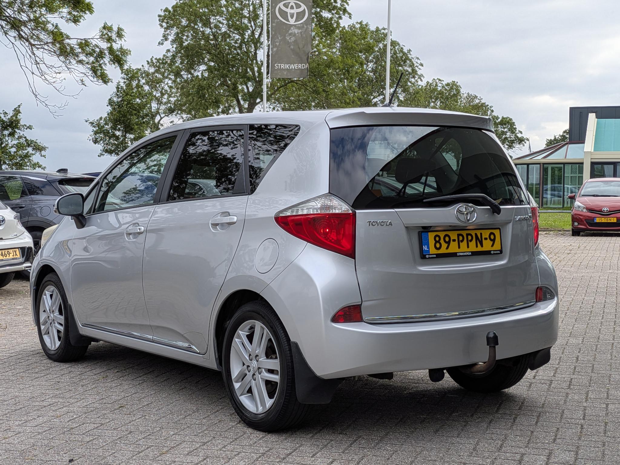 Foto van Toyota Verso-s