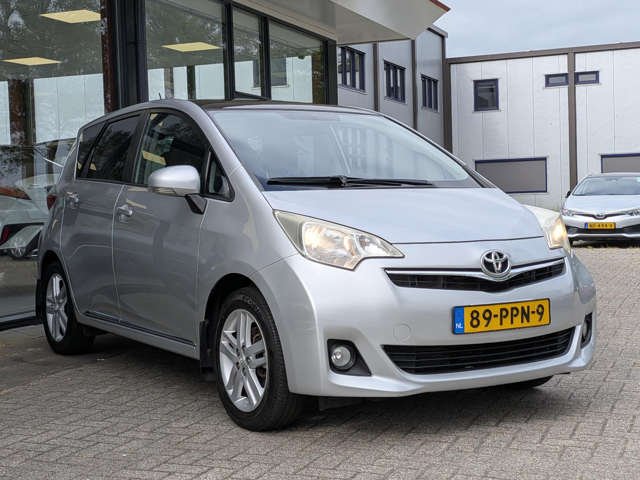 Foto van Toyota Verso-s