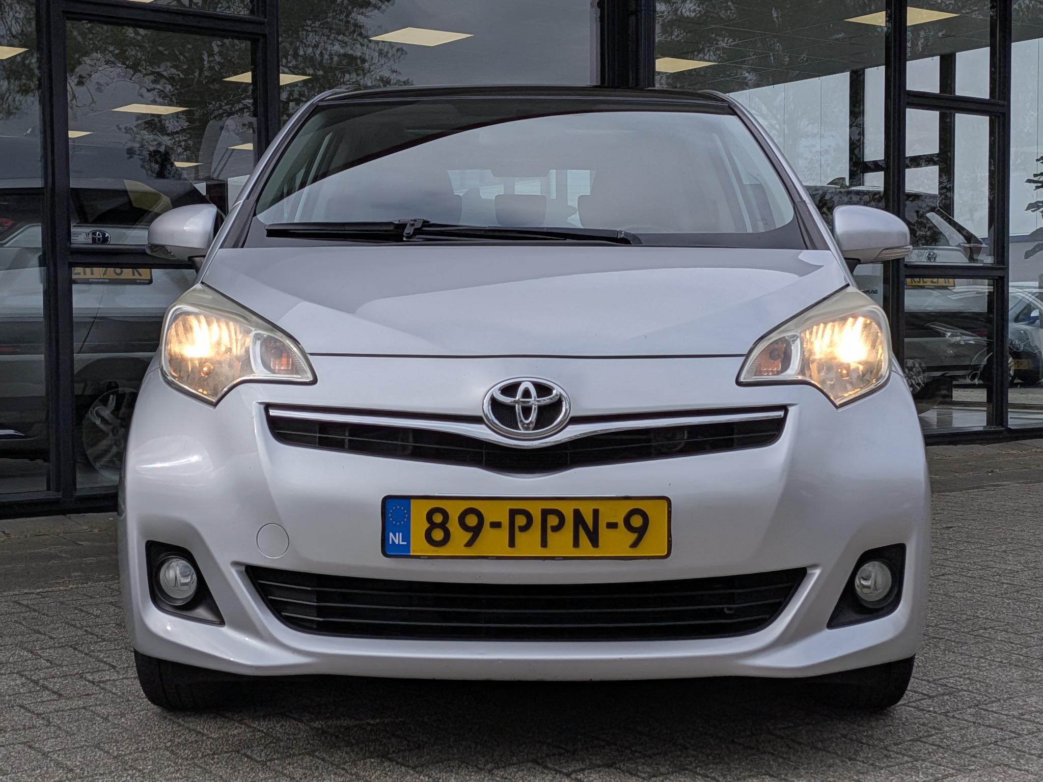 Foto van Toyota Verso-s