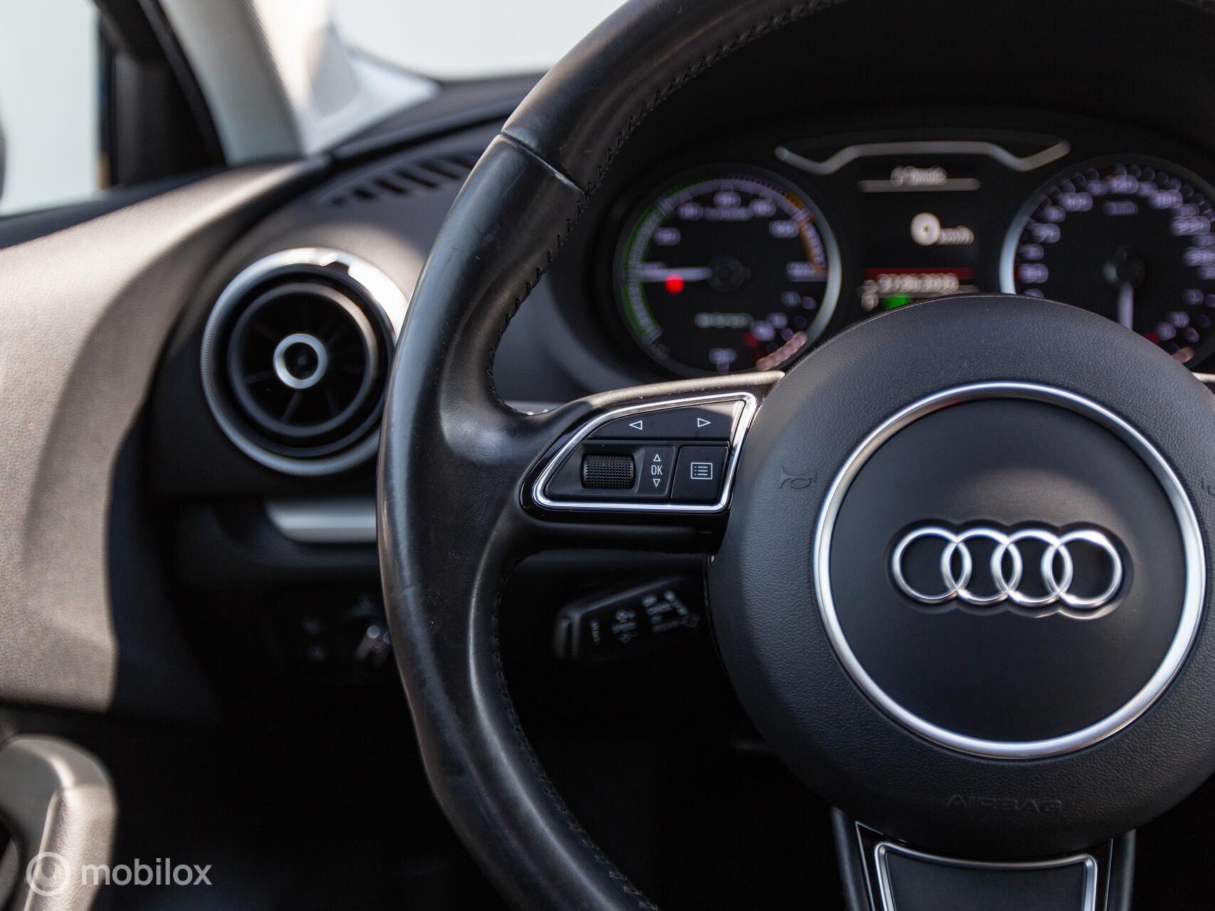 Foto van Audi A3 Sportback E-tron