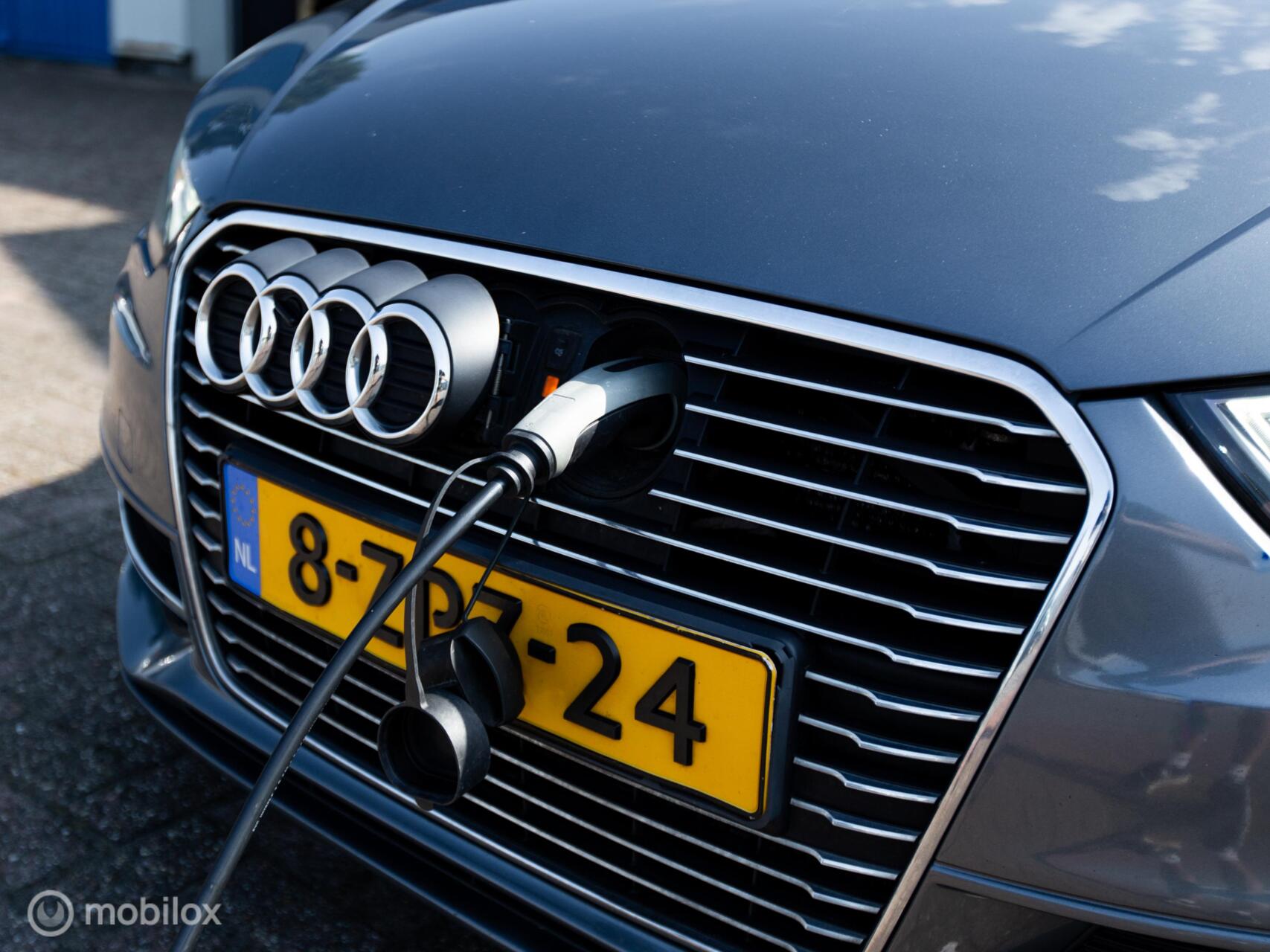 Foto van Audi A3 Sportback E-tron