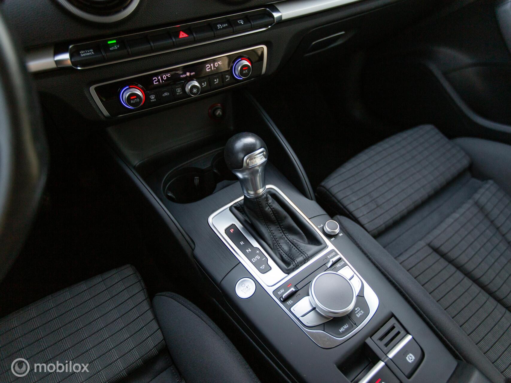 Foto van Audi A3 Sportback E-tron