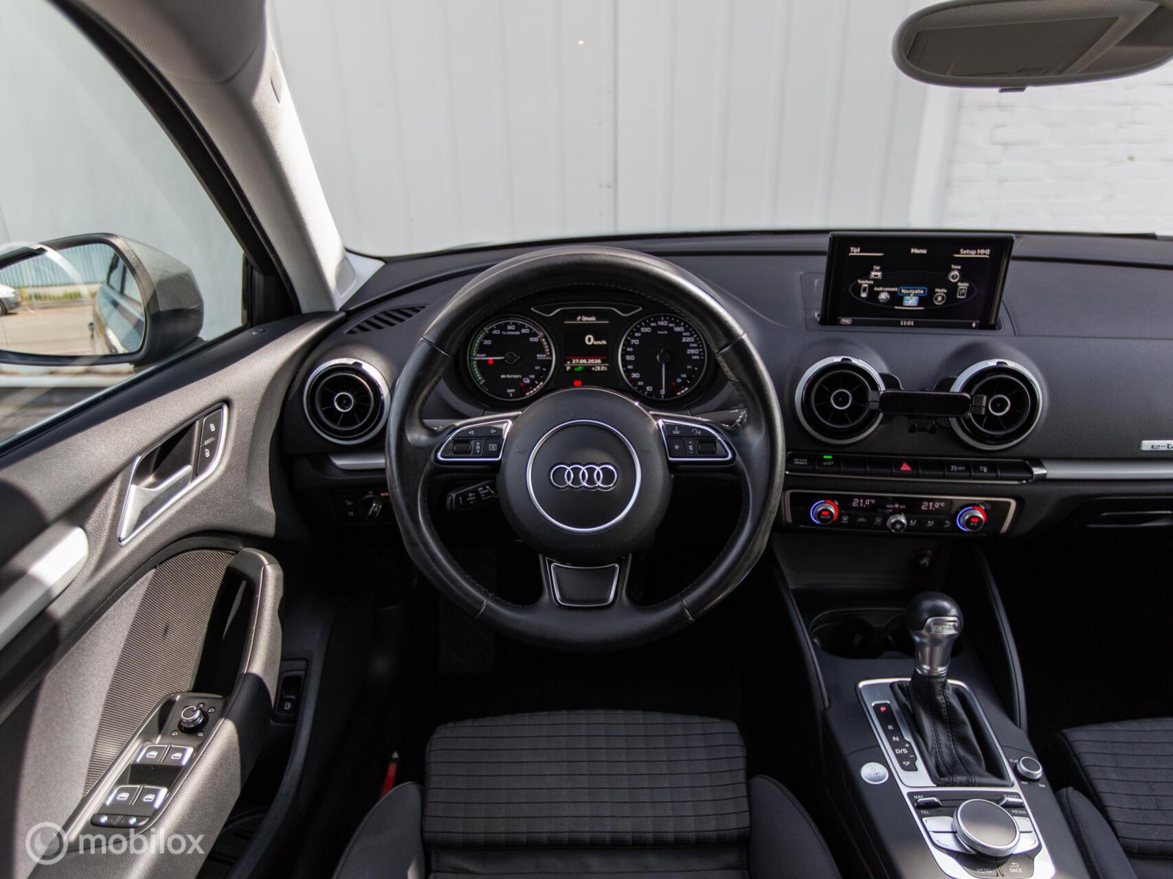 Foto van Audi A3 Sportback E-tron