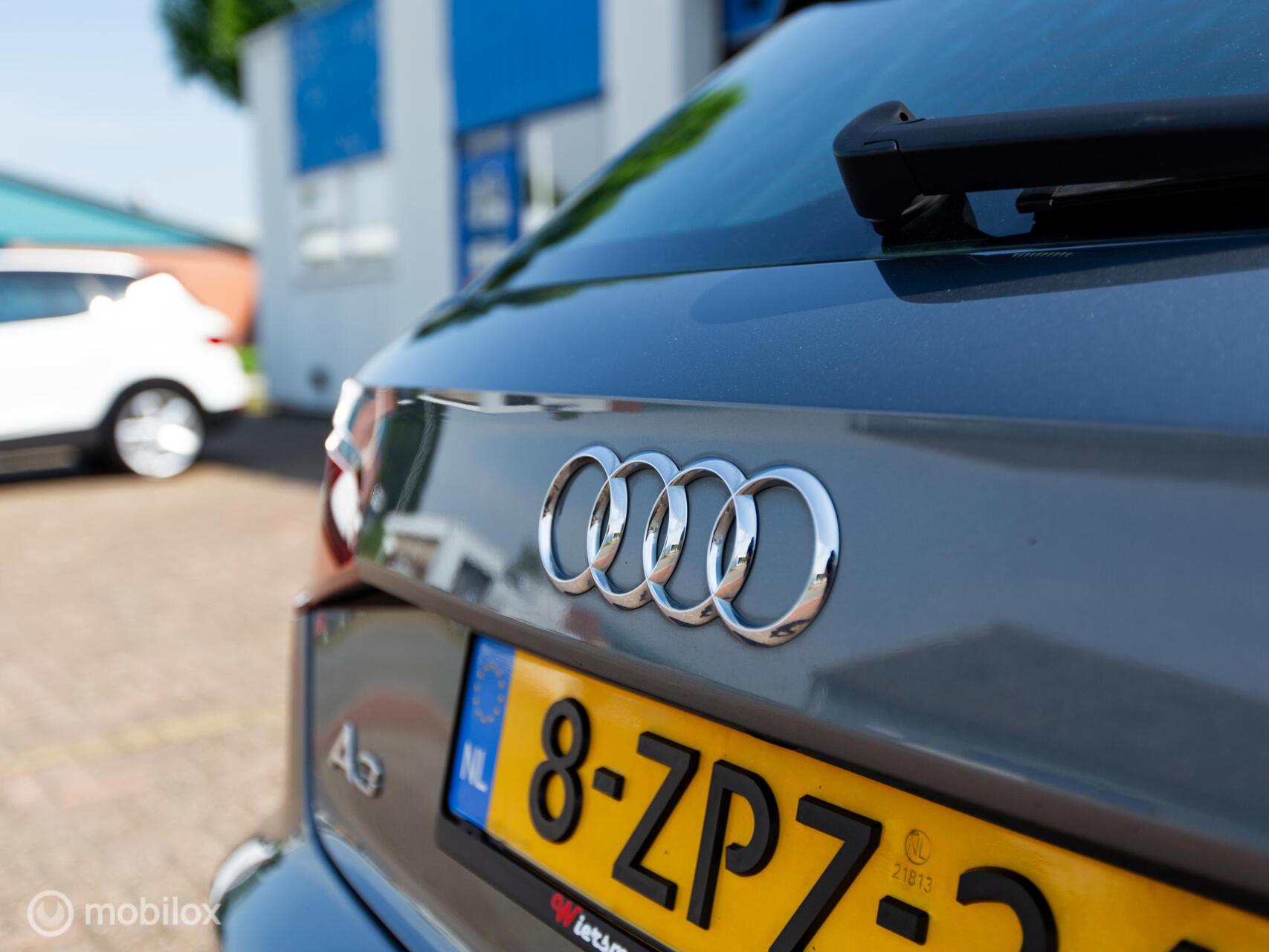 Foto van Audi A3 Sportback E-tron