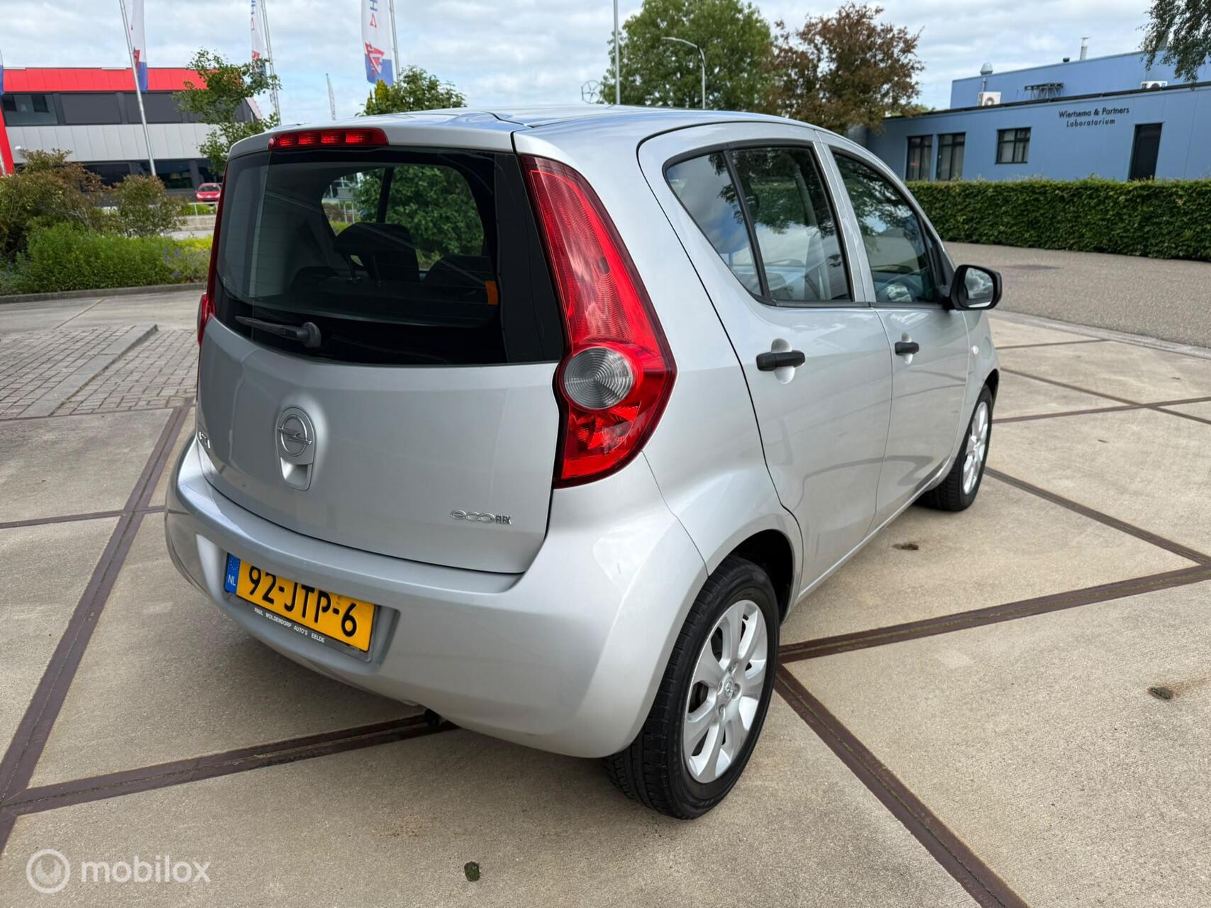 Foto van Opel Agila