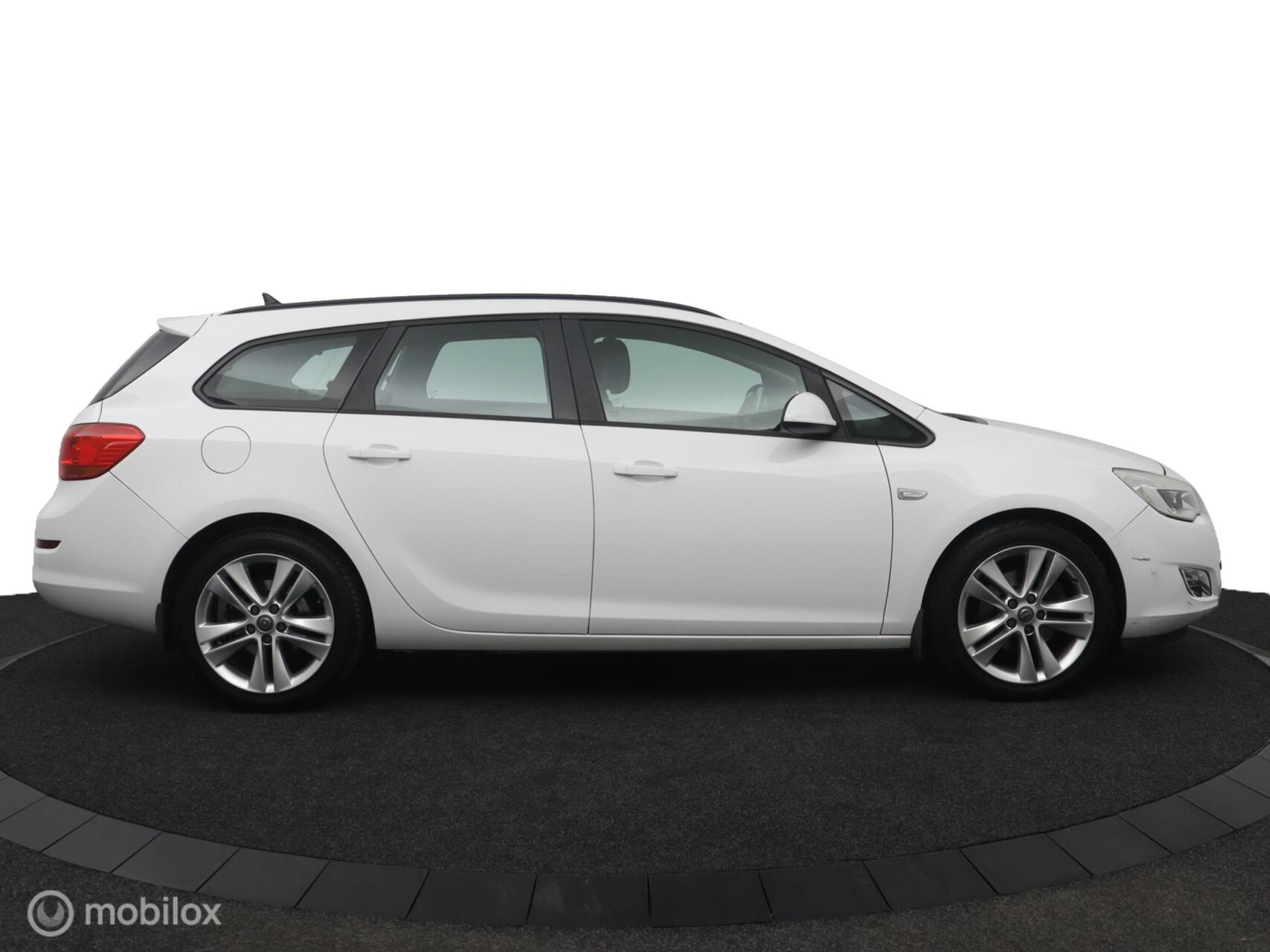 Foto van Opel Astra Sports Tourer
