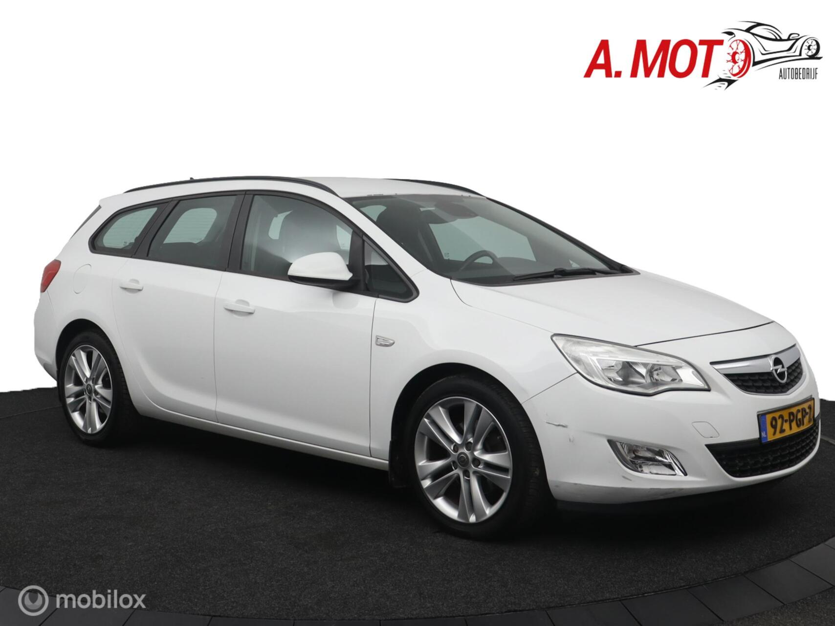Foto van Opel Astra Sports Tourer