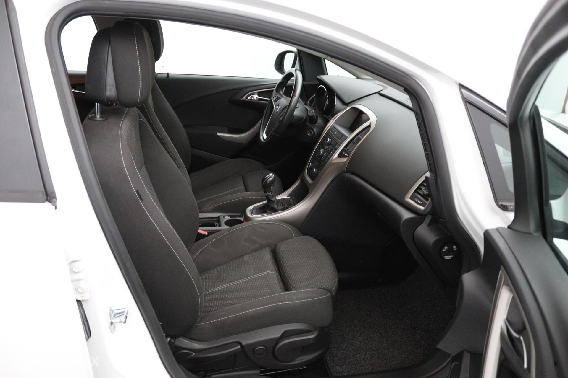 Foto van Opel Astra Sports Tourer
