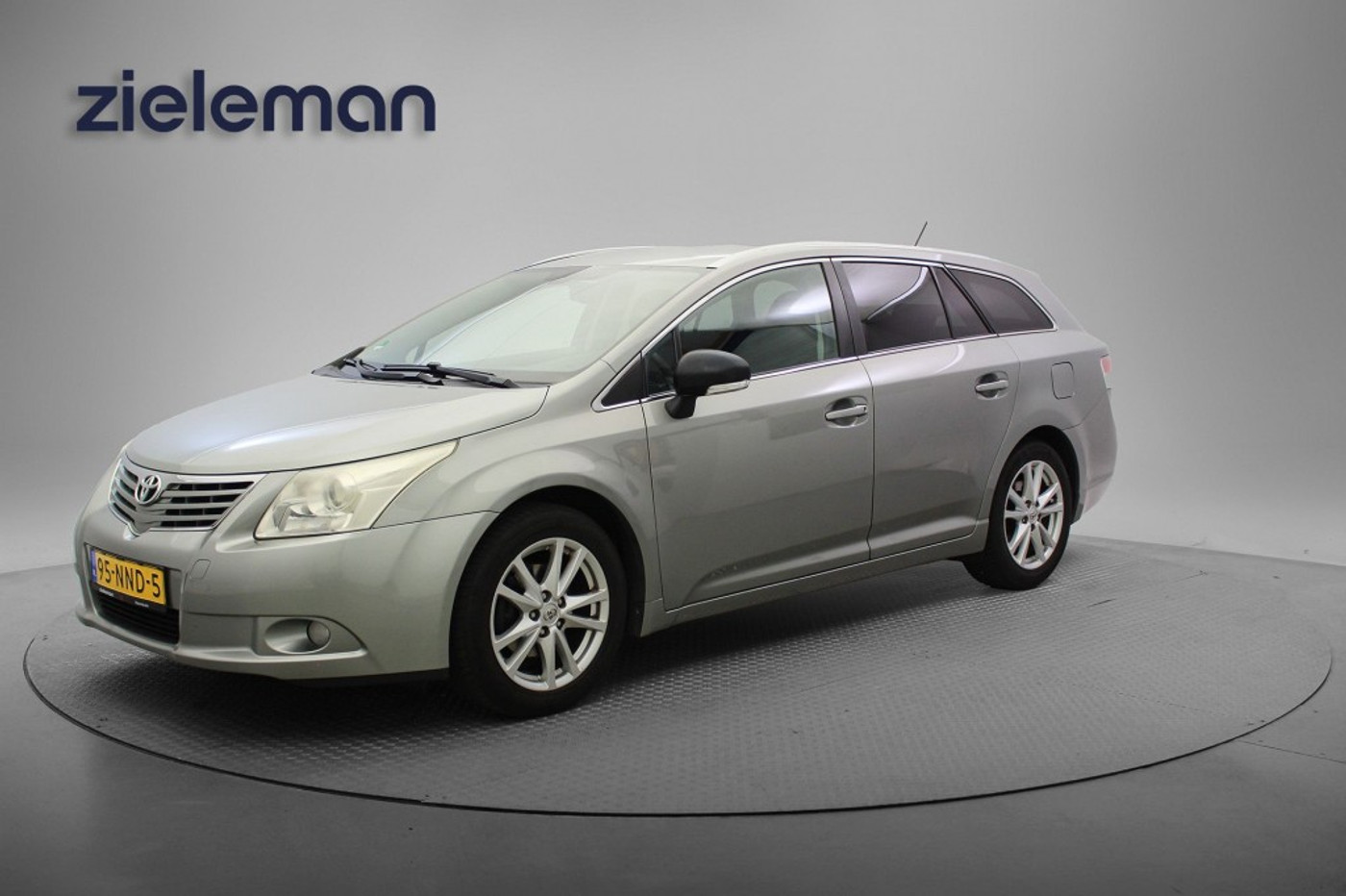 Foto van Toyota Toyota Avensis
