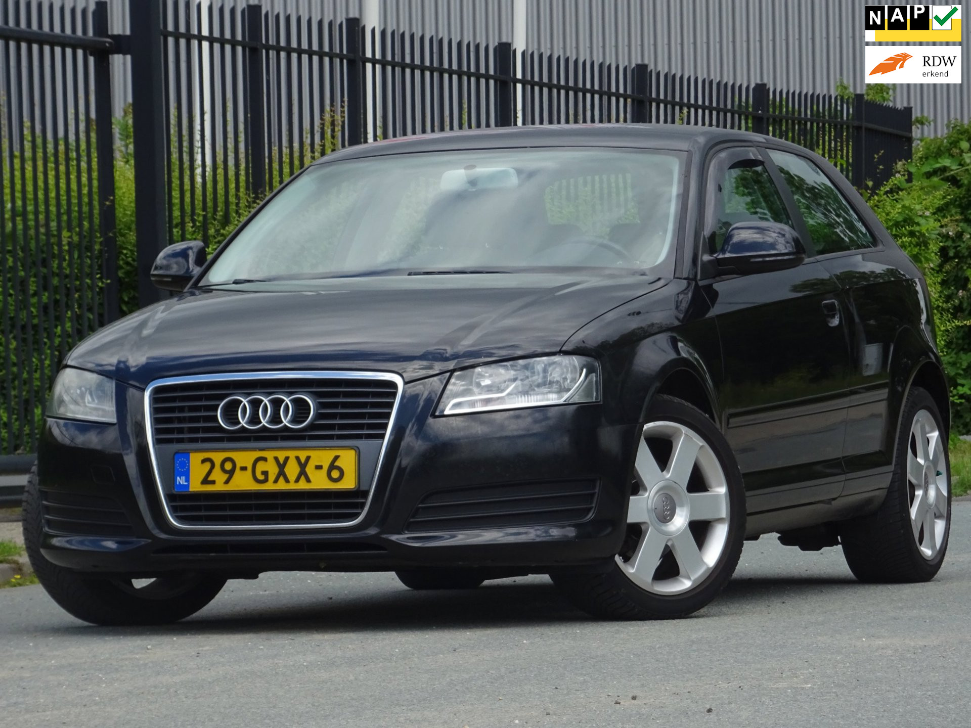 Audi Audi A3 1.8 TFSI Attraction AUTOMAAT NAVI/CLIMA/CRUISE/APK 2008 - voorkant