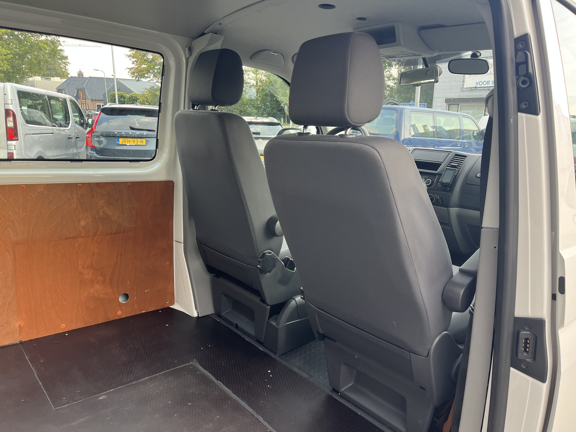 Foto van Volkswagen Transporter Kombi