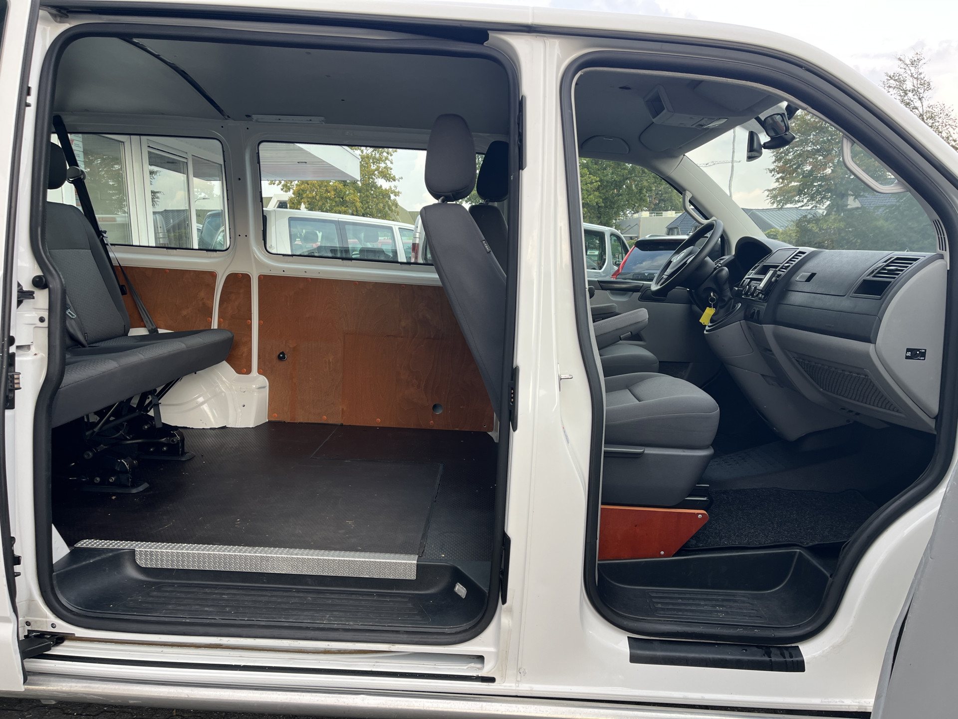 Foto van Volkswagen Transporter Kombi
