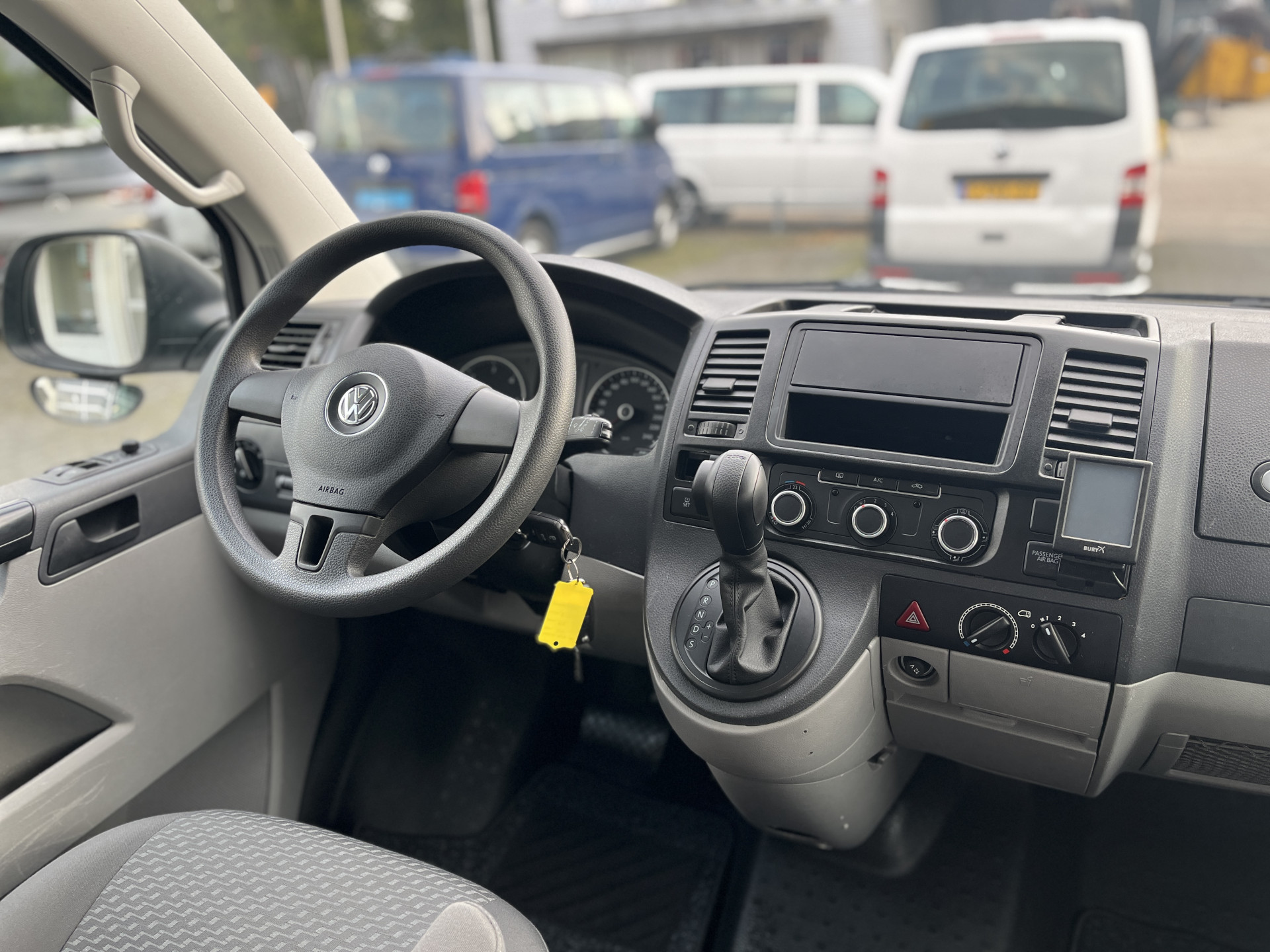 Foto van Volkswagen Transporter Kombi