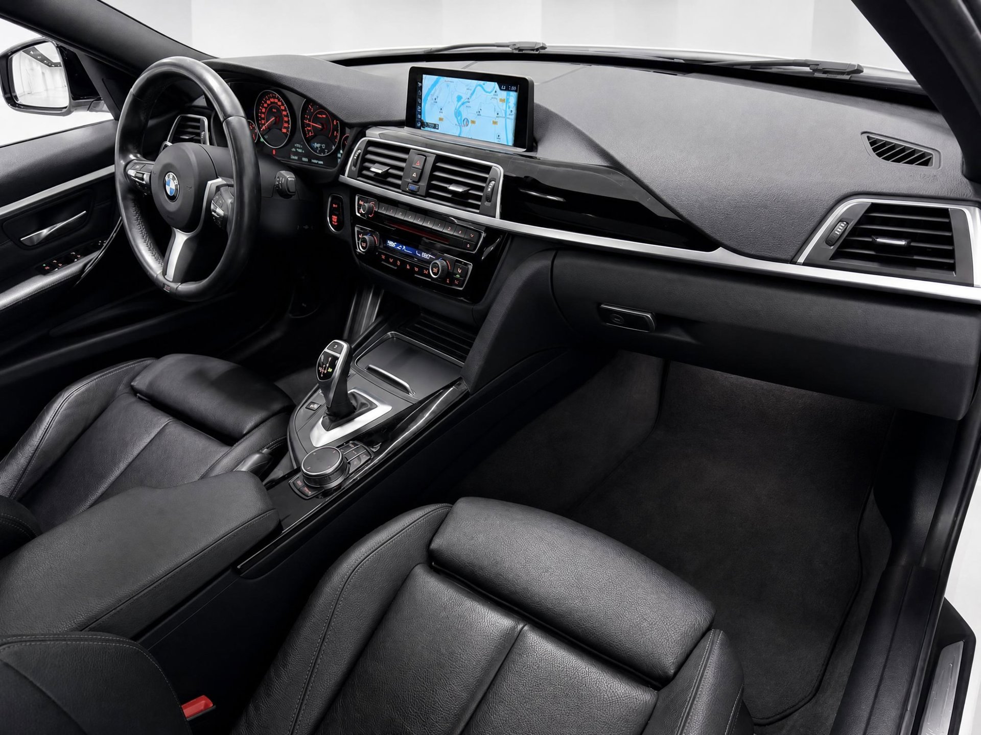 Foto van BMW 320i