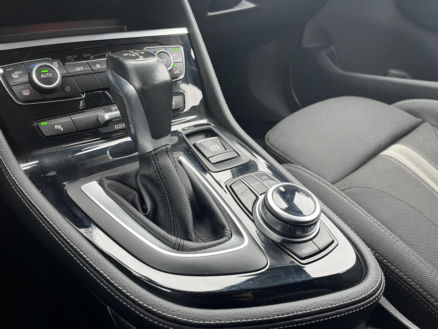 Foto van BMW 218i Active Tourer