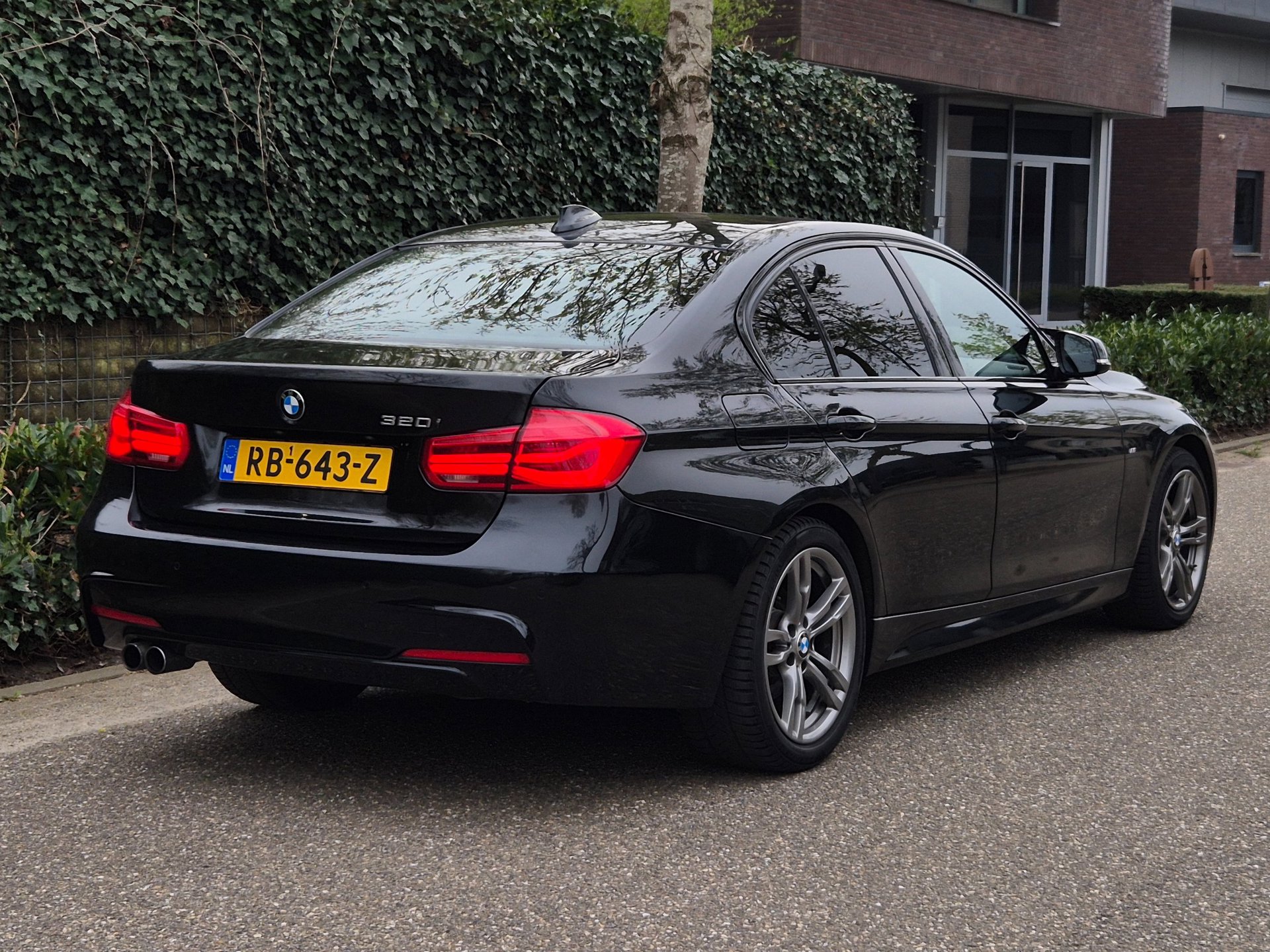 Foto van BMW 320i