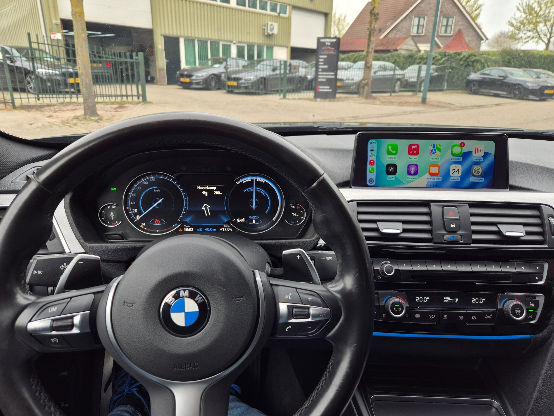 Foto van BMW 320i