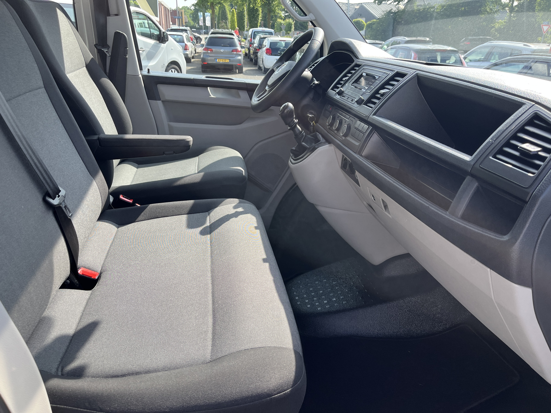 Foto van Volkswagen Transporter Kombi