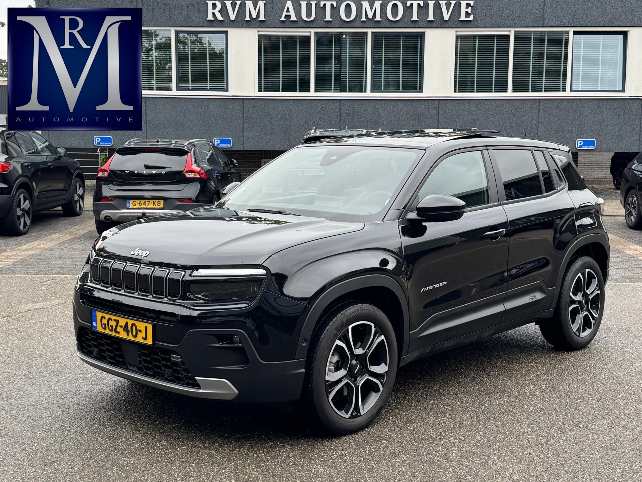 Jeep Avenger 1.2 e-Hybrid Summit 2024 - voorkant