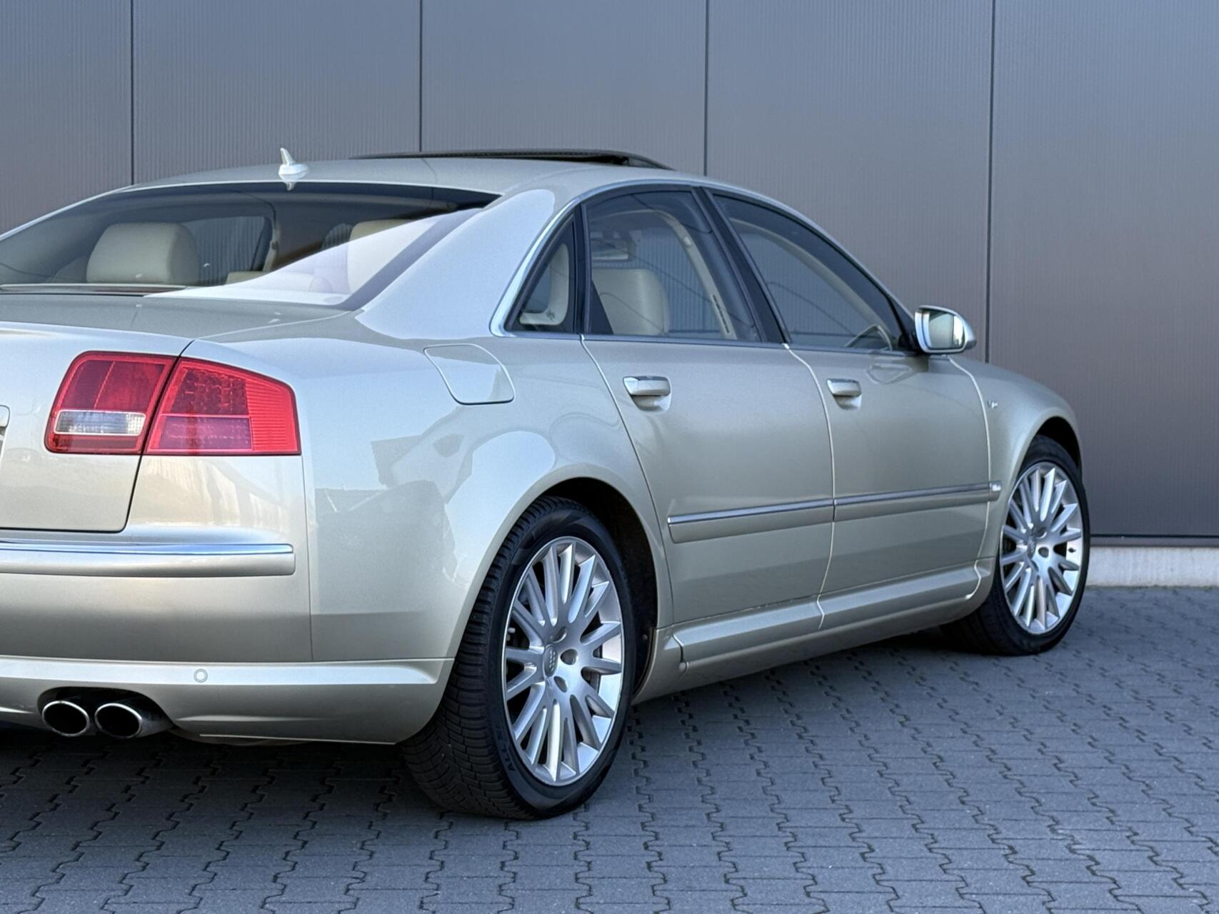 Foto van Audi A8