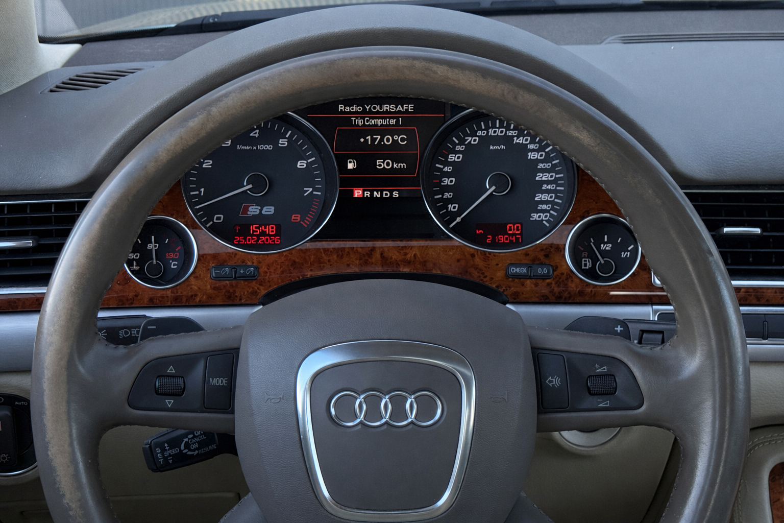 Foto van Audi A8