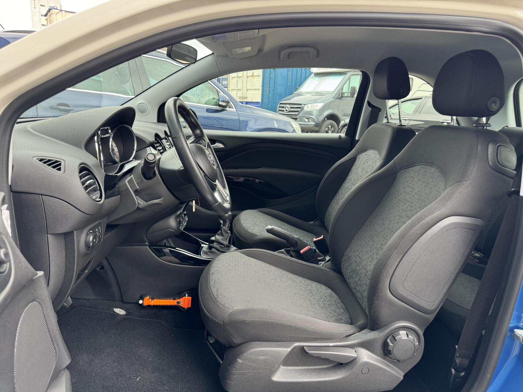 Foto van Opel Adam